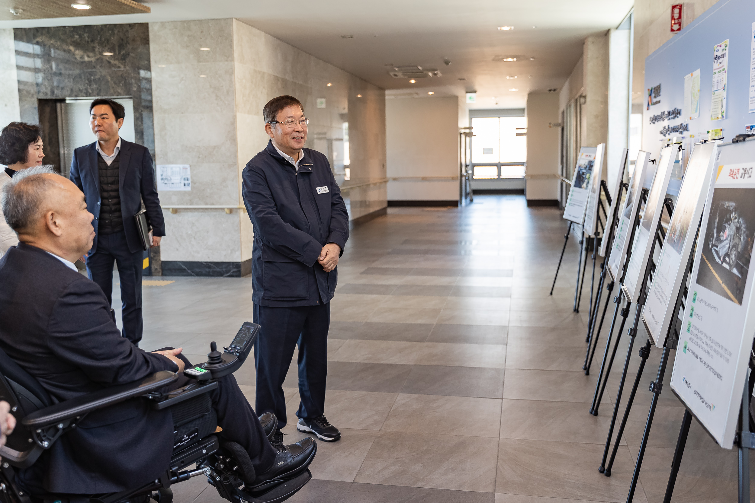20251027-2025년 교통사고 줄이기 캠페인 및 장애인 교통안전 전국순례 결의대회 20251027-72087_L_181953.jpg