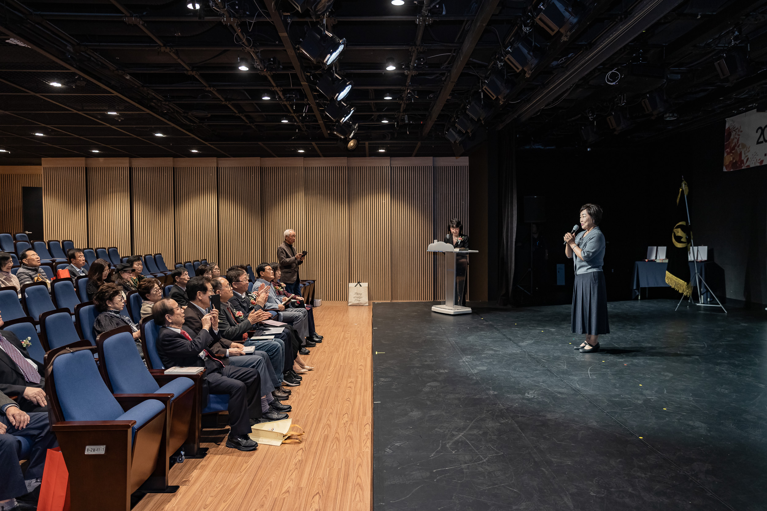 20251021-제24회 광나루사생회 정기전 20251021-64167_L_172715.jpg