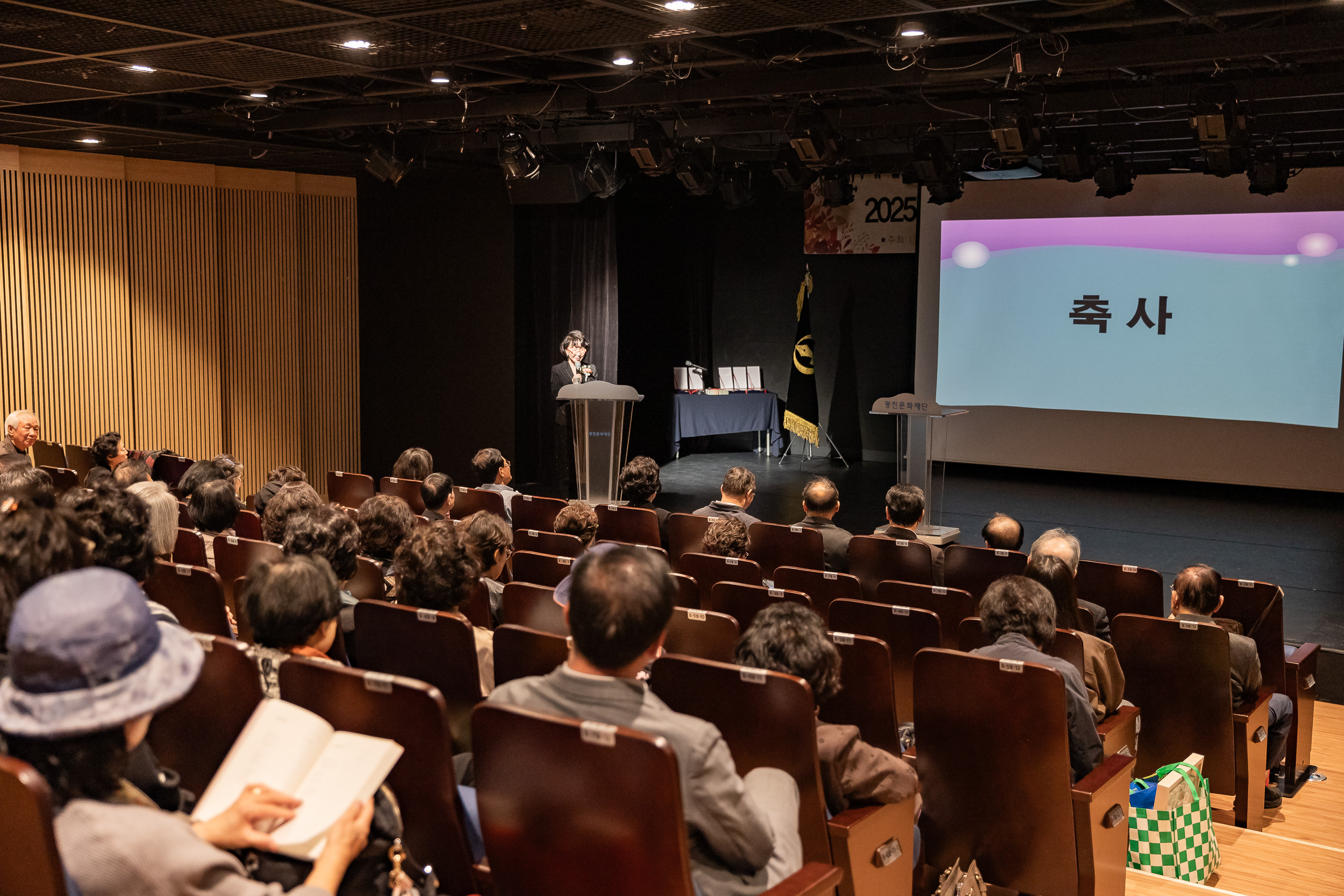 20251021-제24회 광나루사생회 정기전 20251021-64333_L_172716.jpg