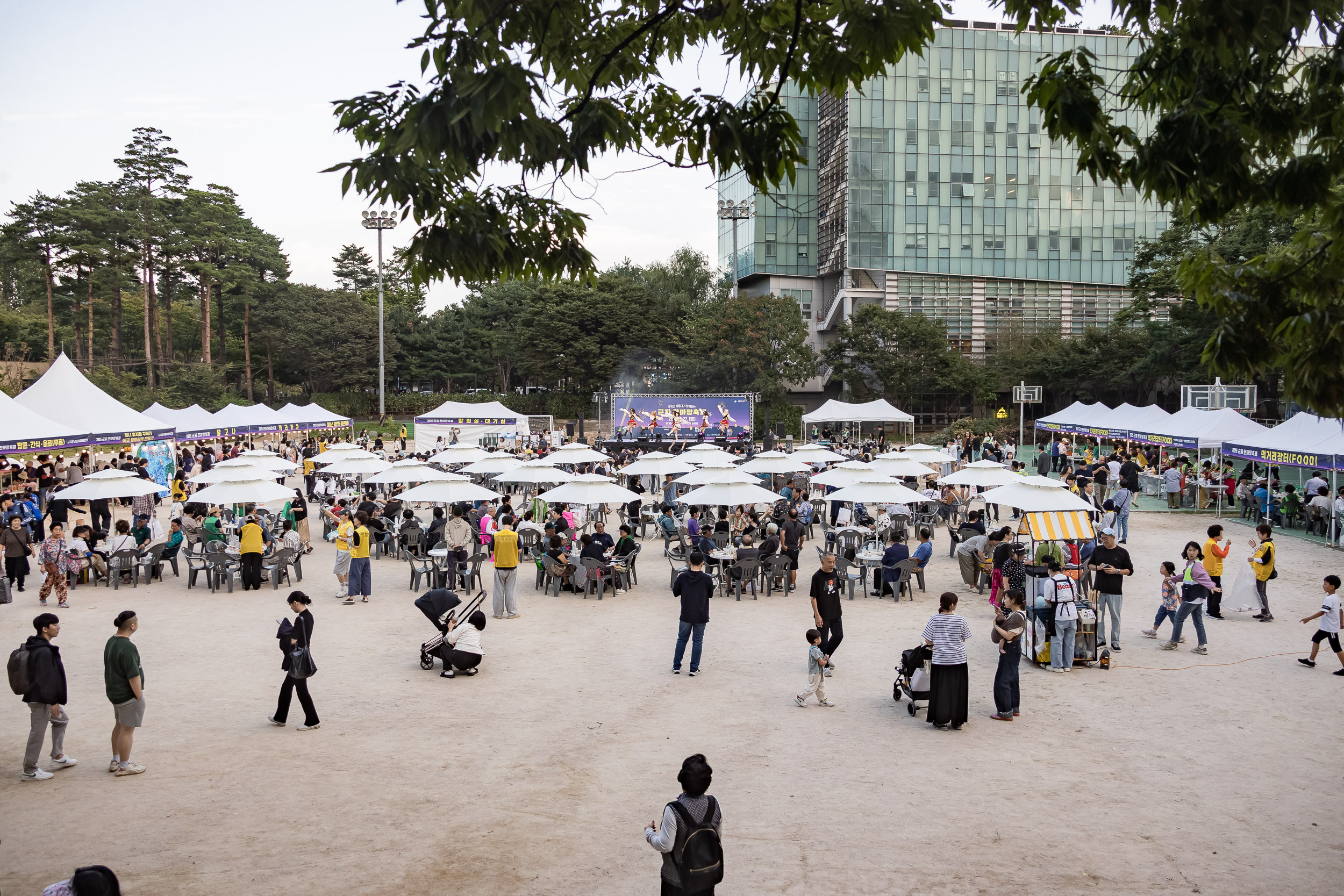 20250927-주민과 세종대가 함께하는 군자 한마당 축제 20250927-46796_L_173610.jpg