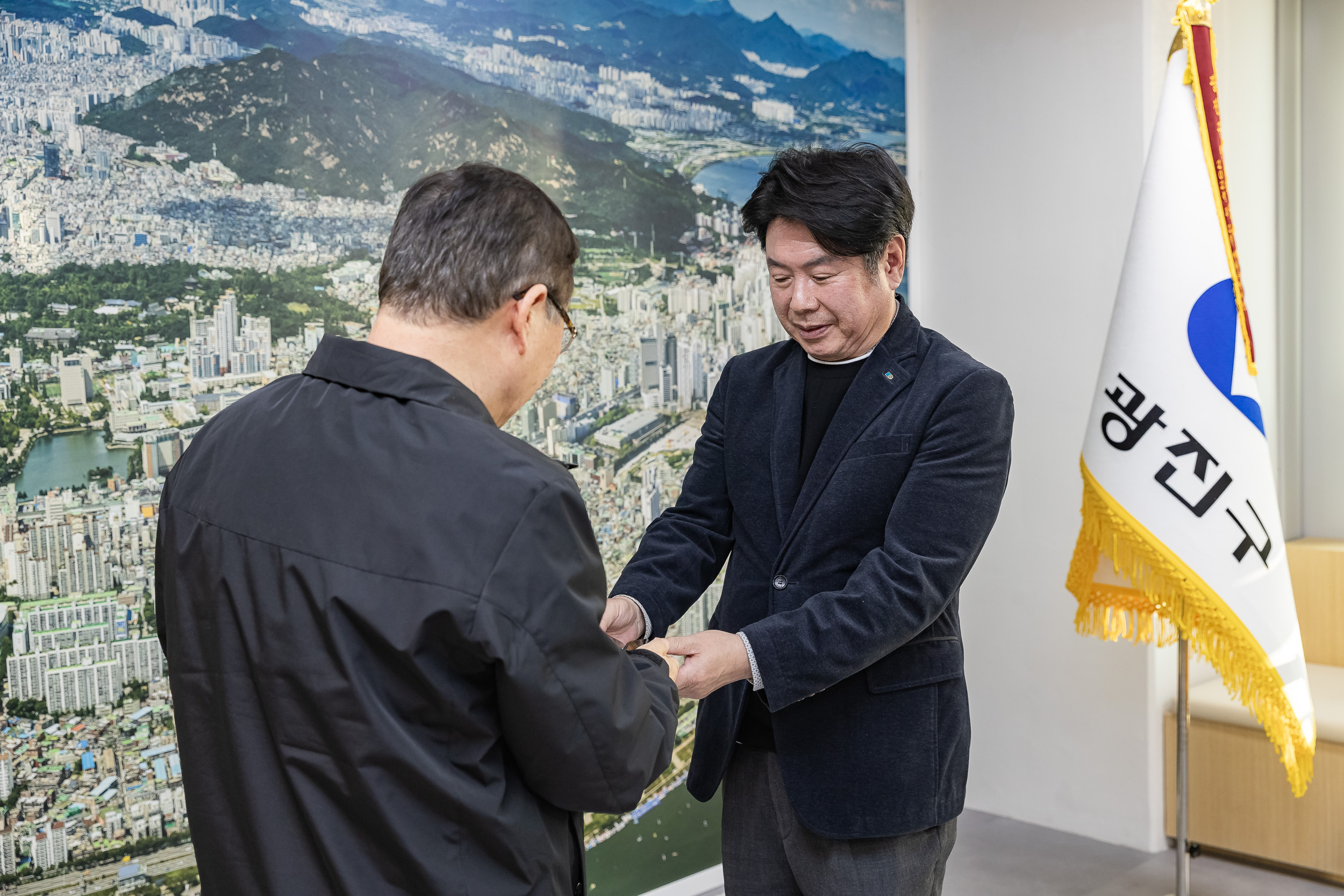 20251217-2025년 광진구 기부자 감사패 수여식 20251217-37797_L_153940.jpg