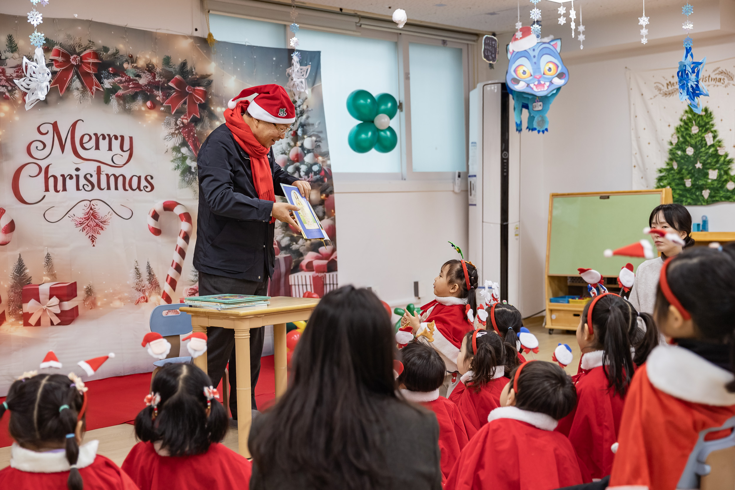 20251219-2025년 제5회 동화책 구연 행사(구립 중앙 어린이집) 20251219-41083_L_154904.jpg