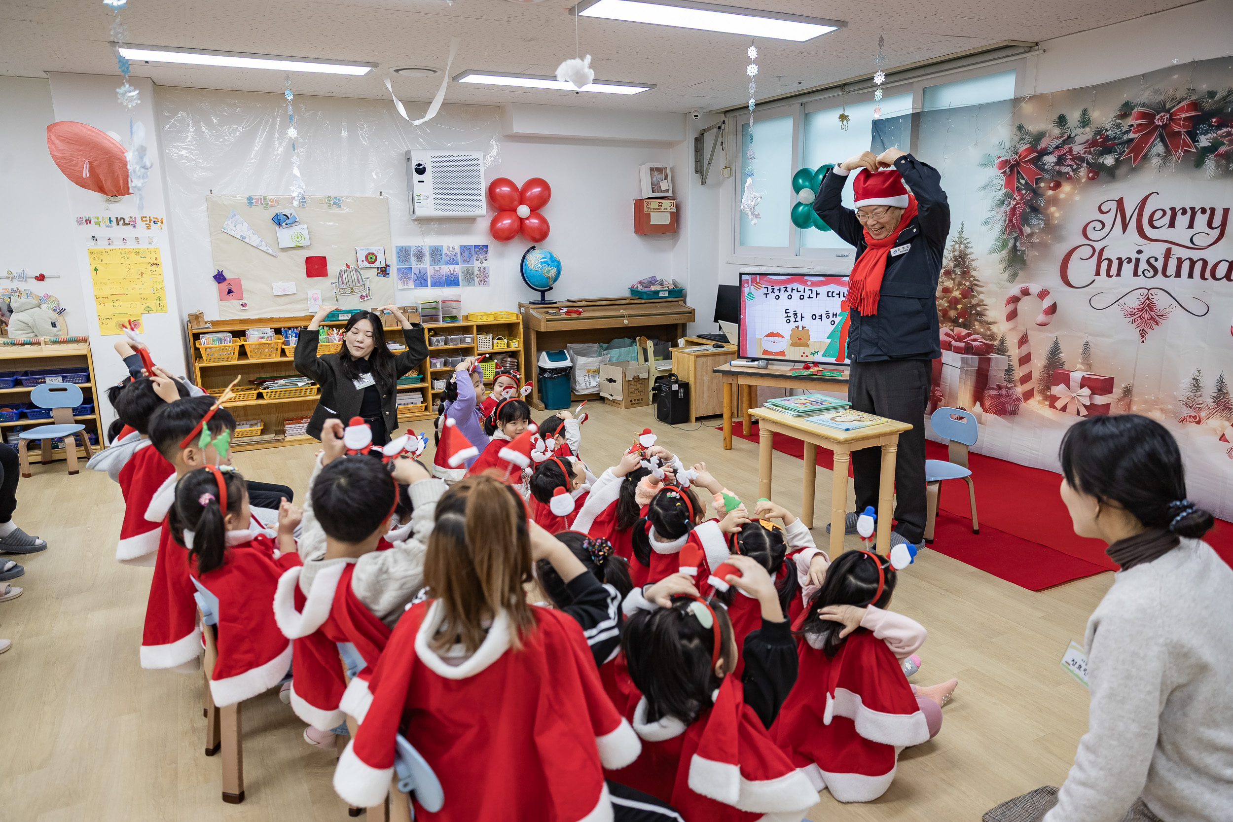 20251219-2025년 제5회 동화책 구연 행사(구립 중앙 어린이집) 20251219-41240_L_154905.jpg