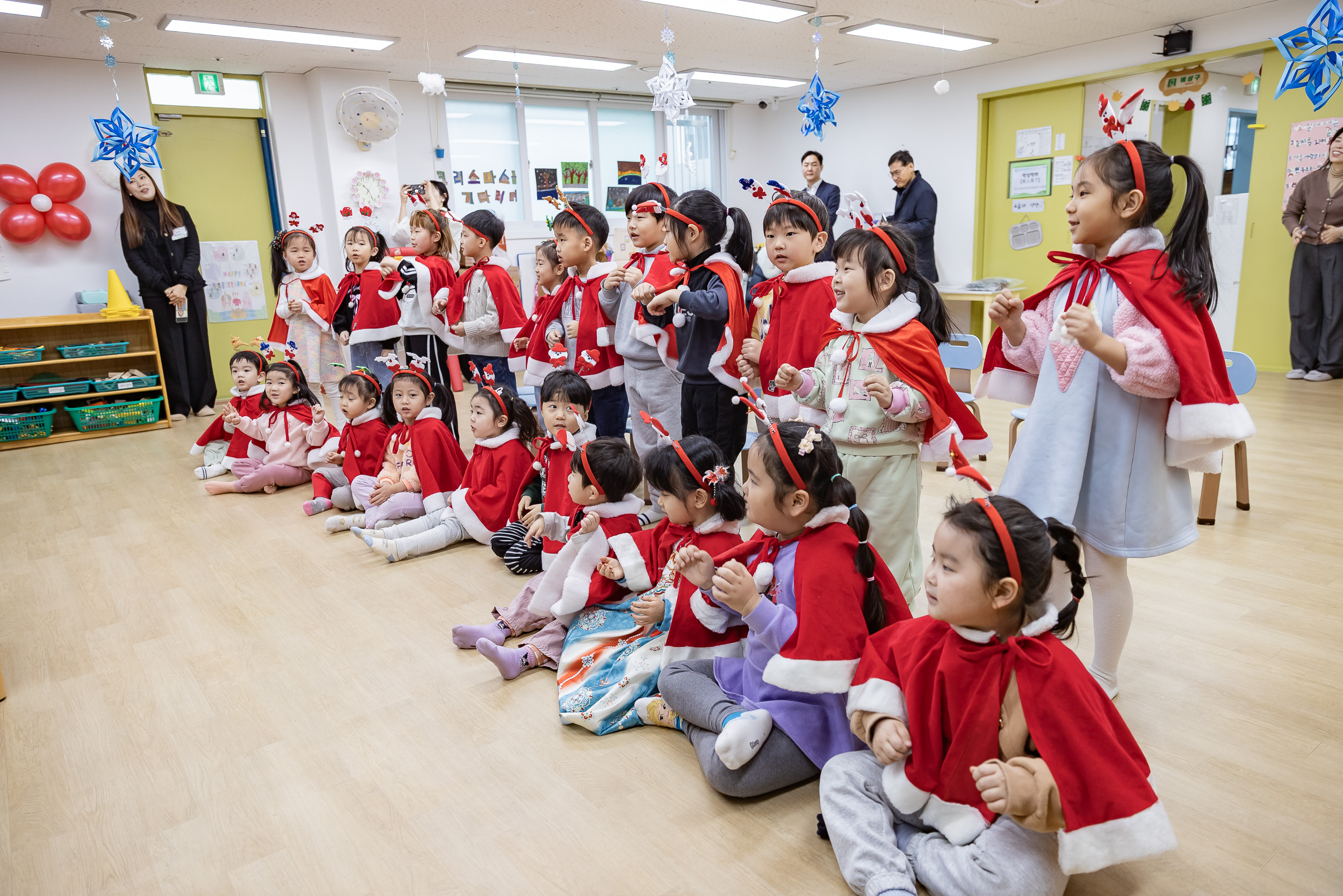 20251219-2025년 제5회 동화책 구연 행사(구립 중앙 어린이집) 20251219-41306_L_154905.jpg