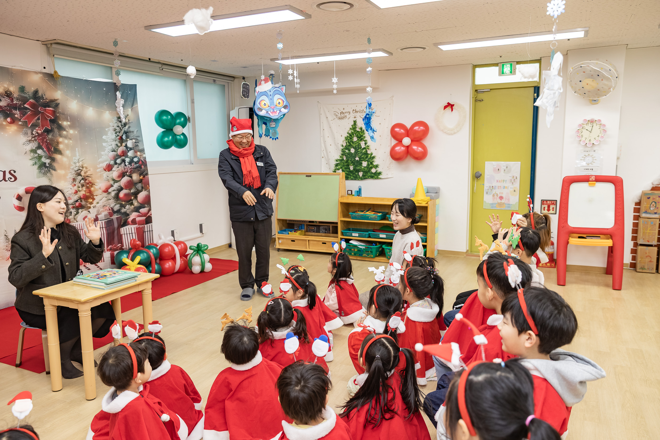 20251219-2025년 제5회 동화책 구연 행사(구립 중앙 어린이집) 20251219-40879_L_154904.jpg
