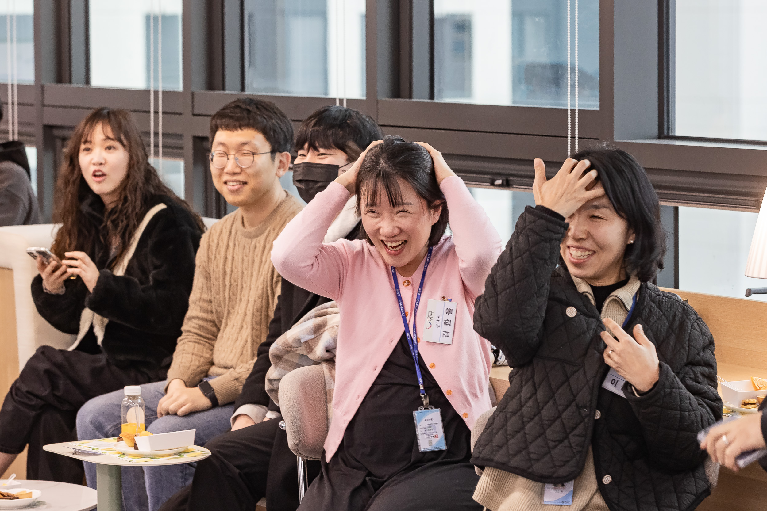 20251127-2025년 하반기 친절 직원 격려 간담회 20251127-17507_L_130139.jpg