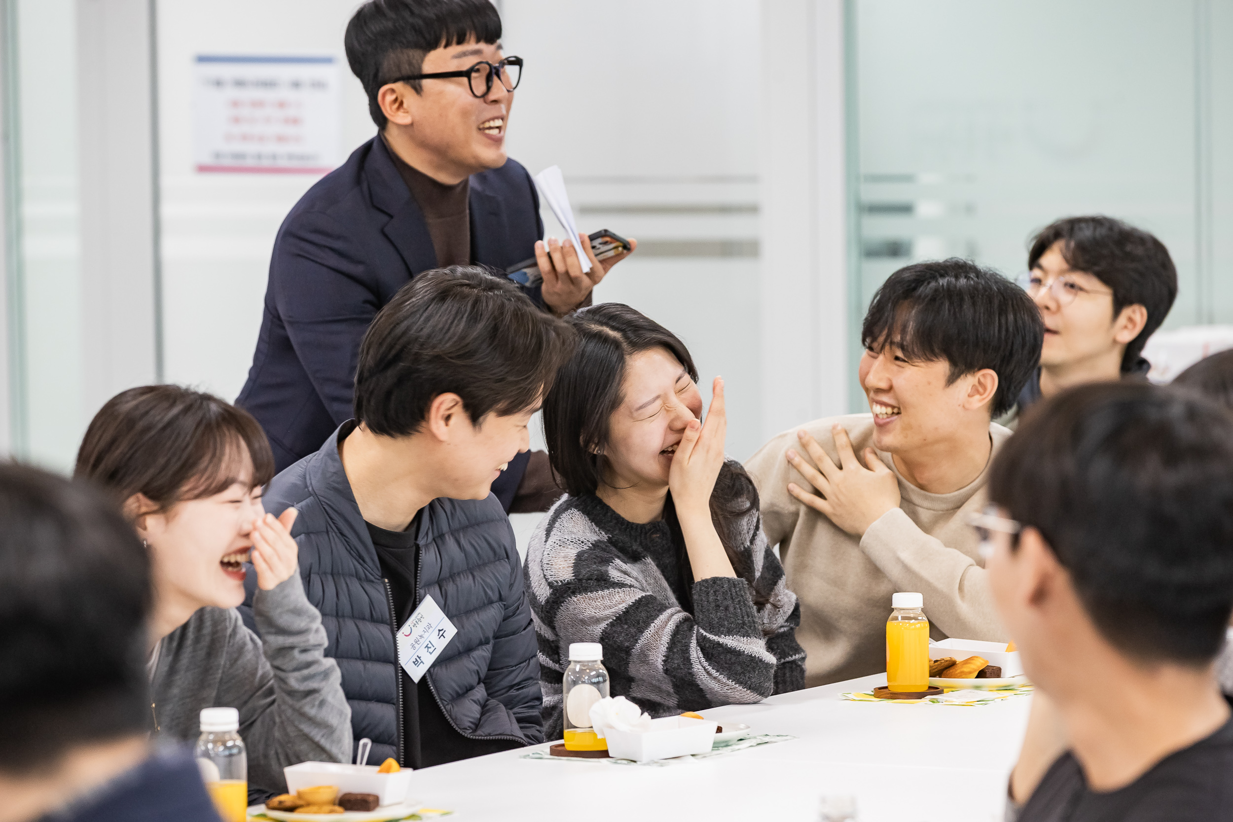 20251127-2025년 하반기 친절 직원 격려 간담회 20251127-17528_L_130139.jpg