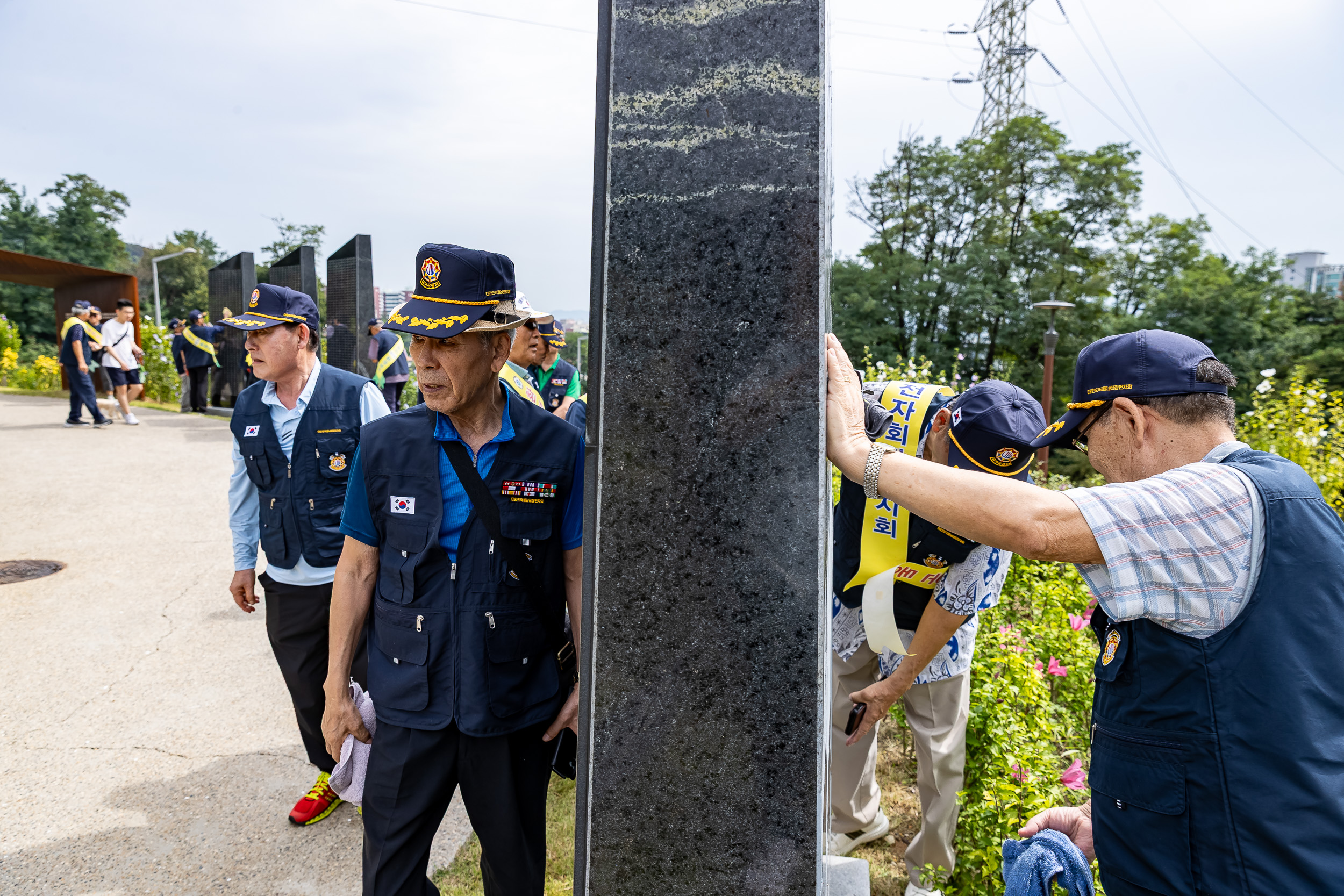 20250909-보훈단체 지회장 무궁화정원 방문 20250909-20701_G_171525.jpg