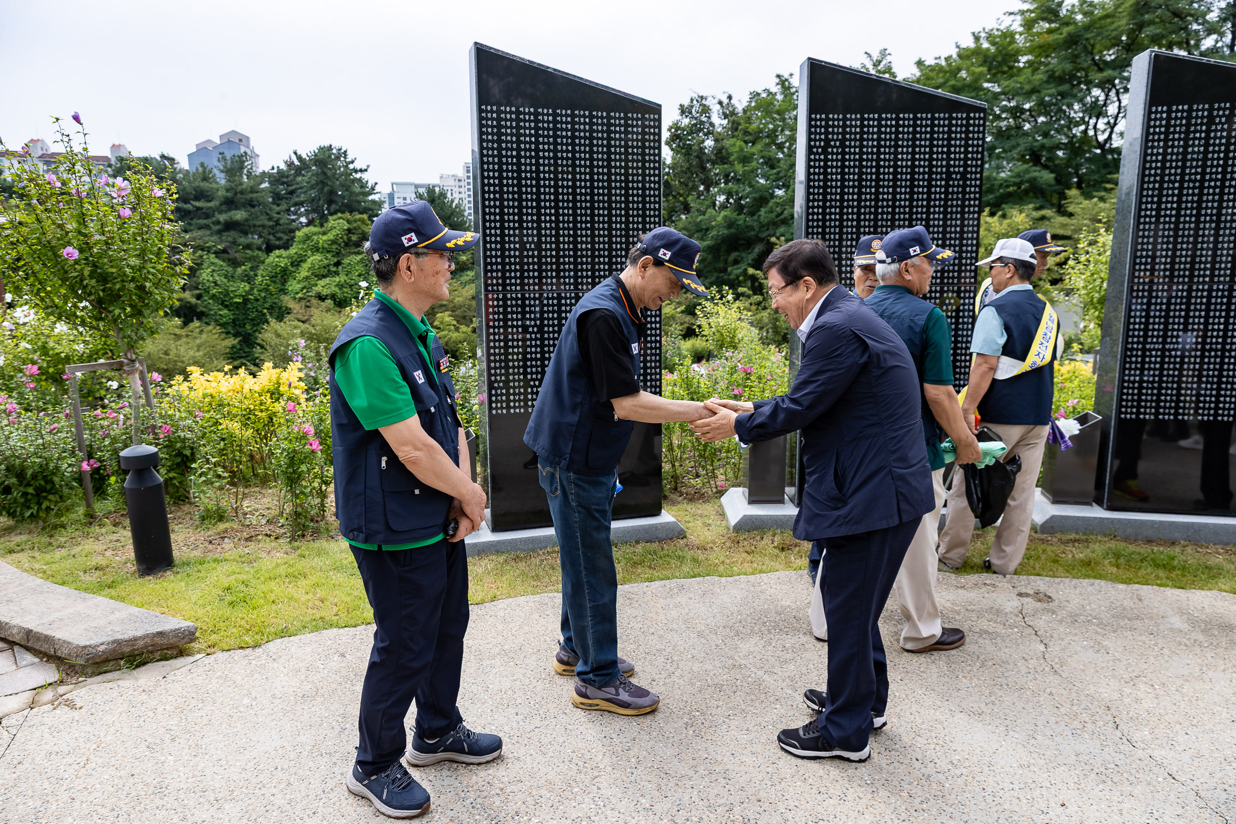 20250909-보훈단체 지회장 무궁화정원 방문 20250909-20730_G_171525.jpg