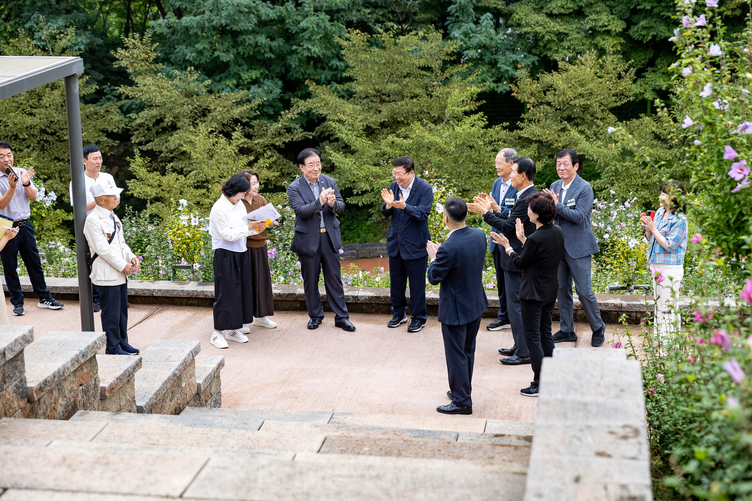 20250909-보훈단체 지회장 무궁화정원 방문 20250909-20921_G_171527.jpg
