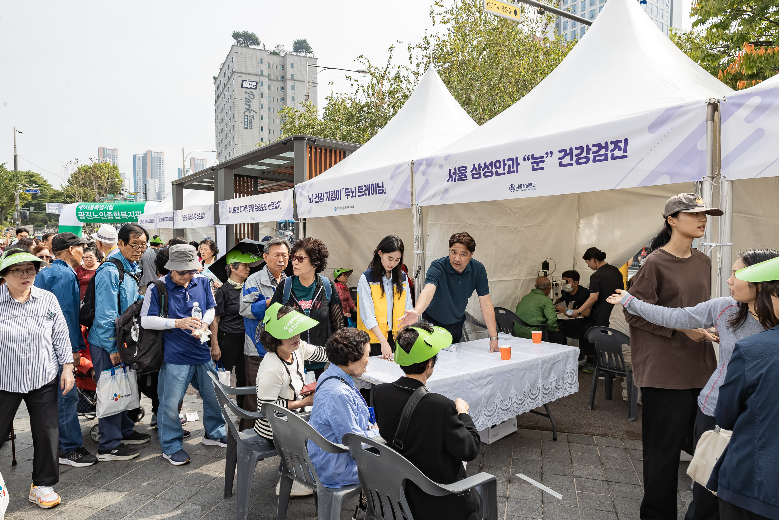 20250930-제29회 노인의날 기념식 20250930-51207_L_133923.jpg