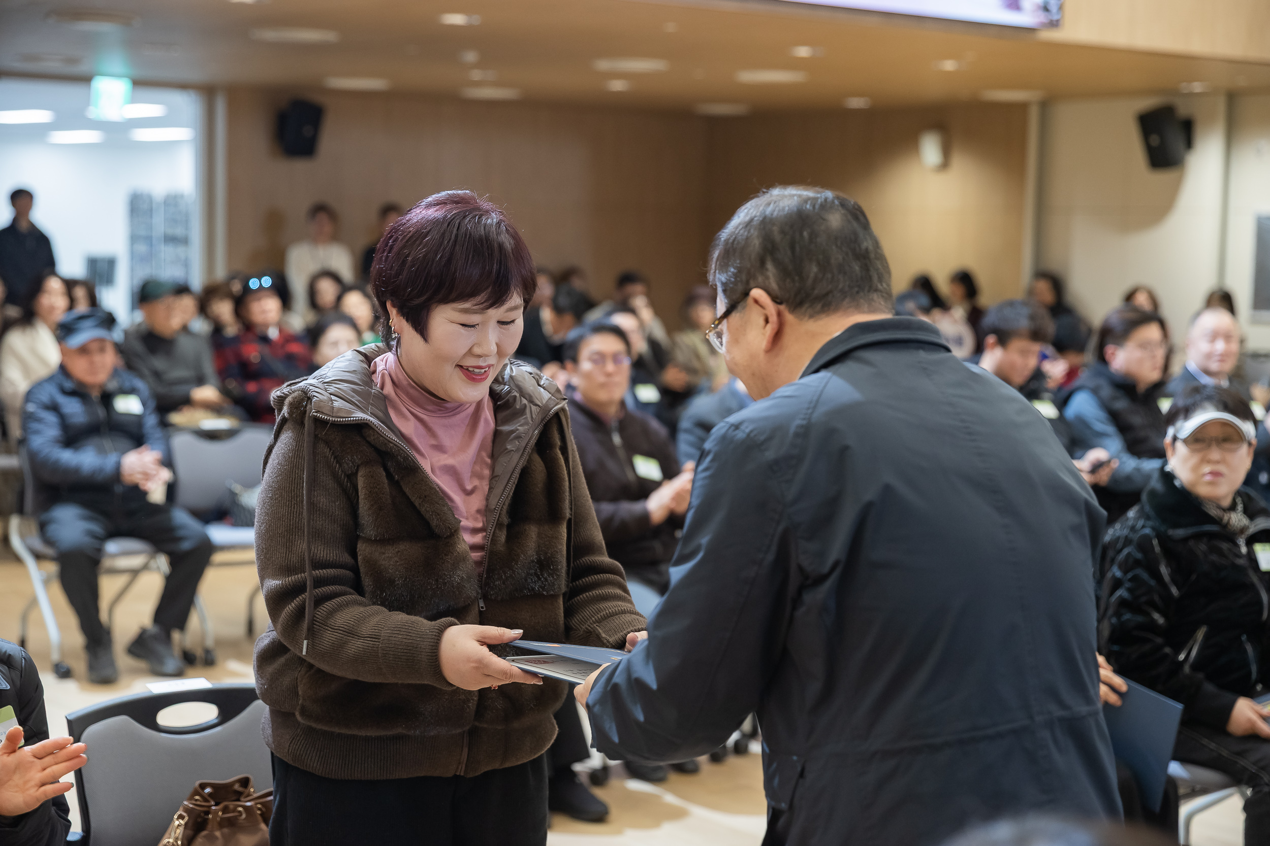 20251218-2025년 12월 정기 구민표창 수여식 20251218-39473_L_154333.jpg