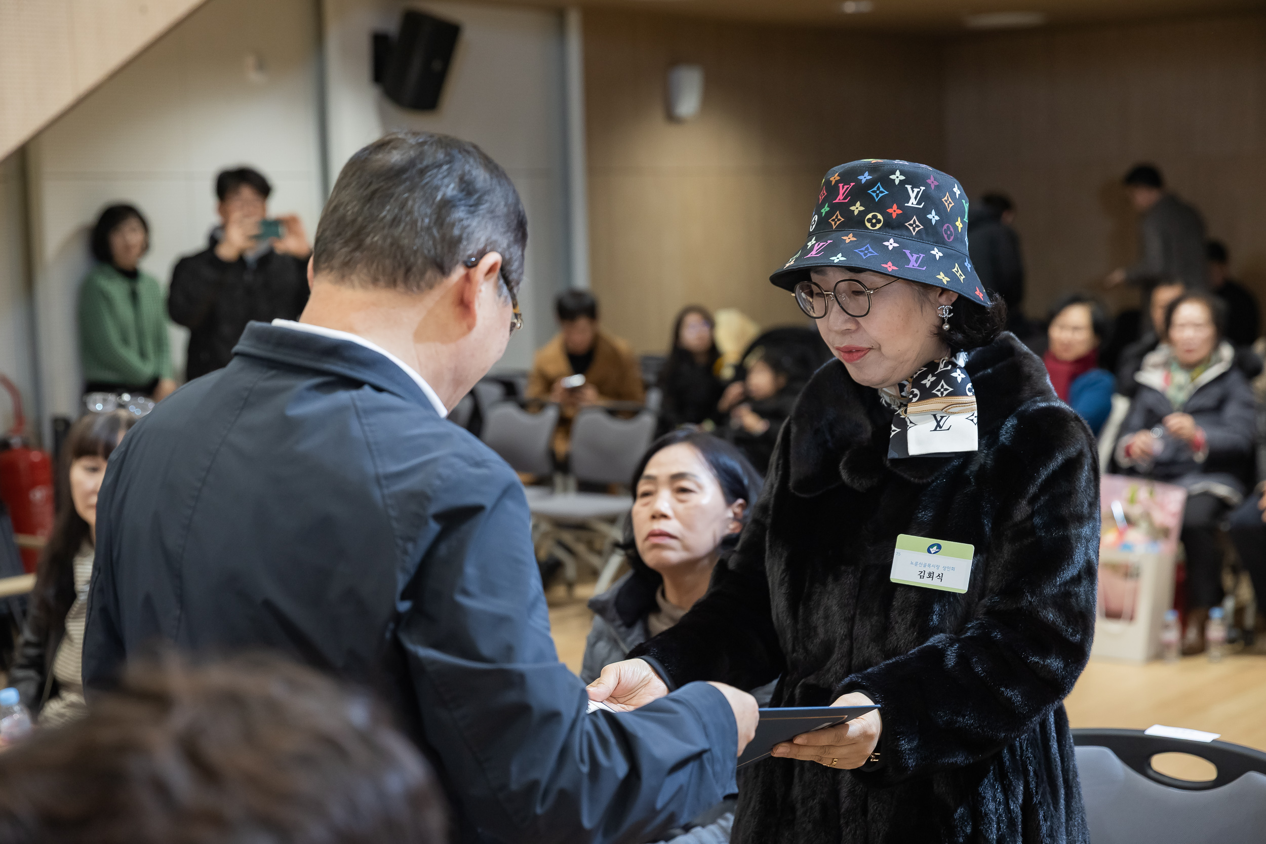 20251218-2025년 12월 정기 구민표창 수여식 20251218-39614_L_154334.jpg