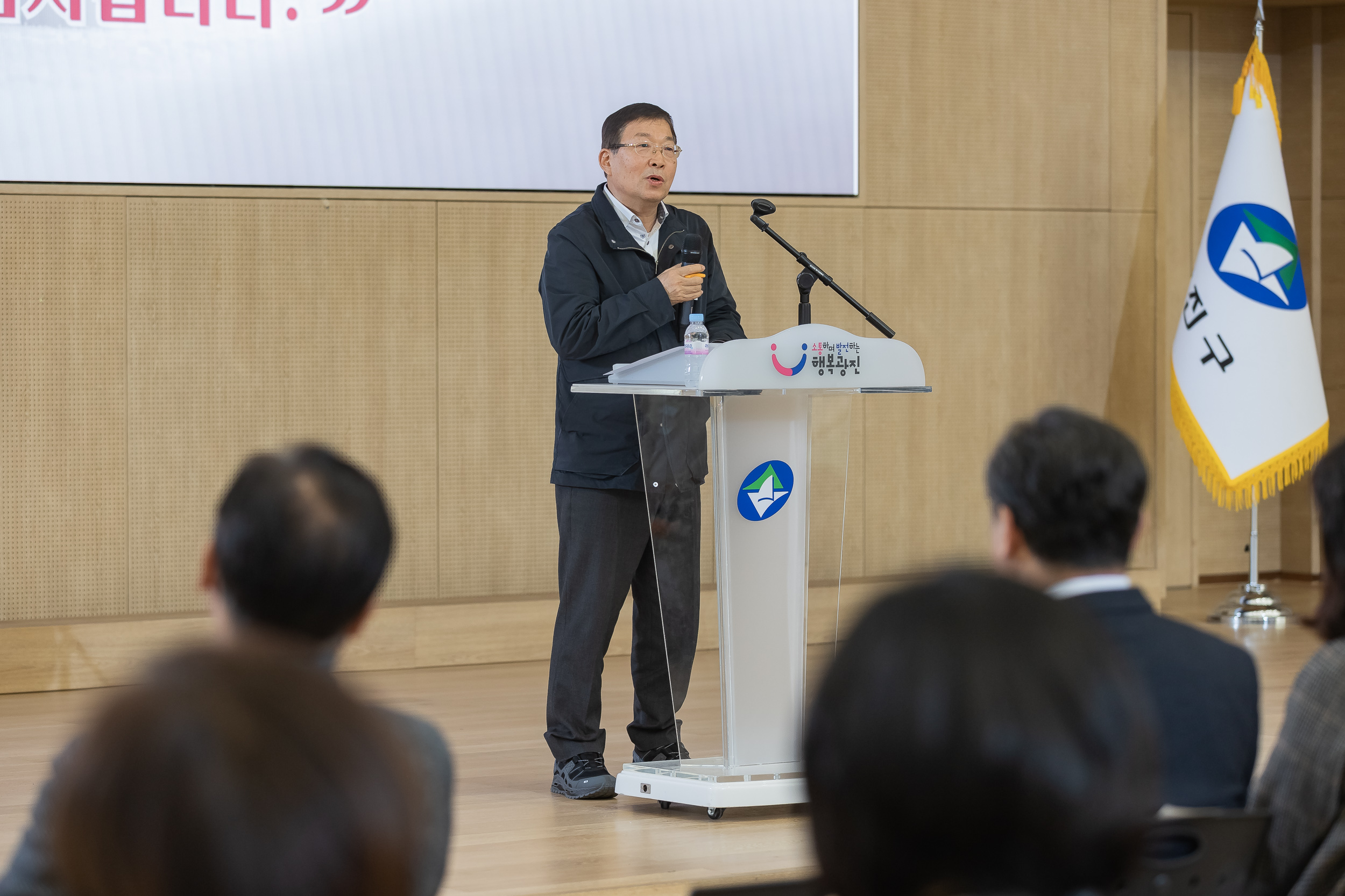 20251218-2025년 12월 정기 구민표창 수여식 20251218-39925_L_154337.jpg