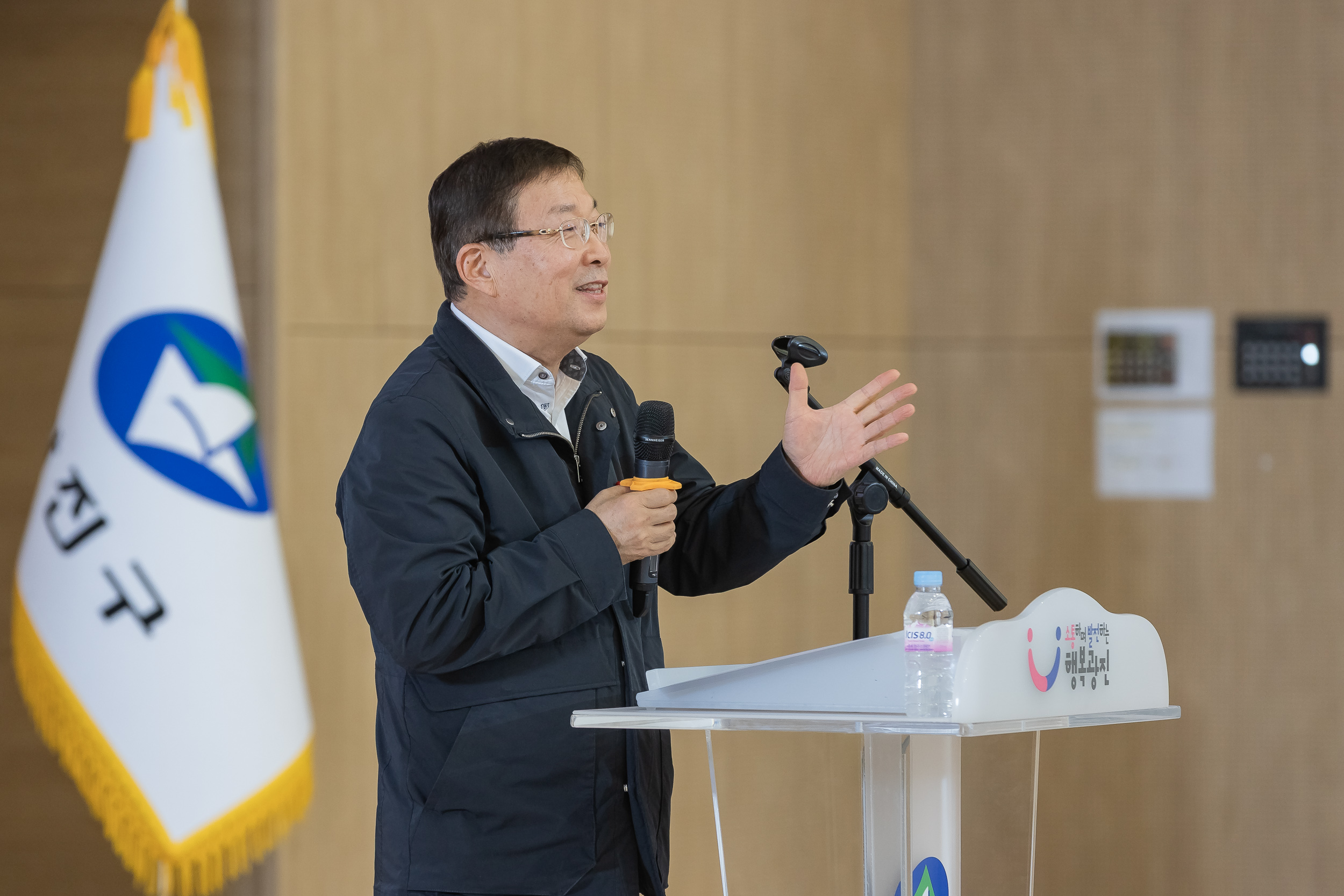 20251218-2025년 12월 정기 구민표창 수여식 20251218-39936_L_154337.jpg