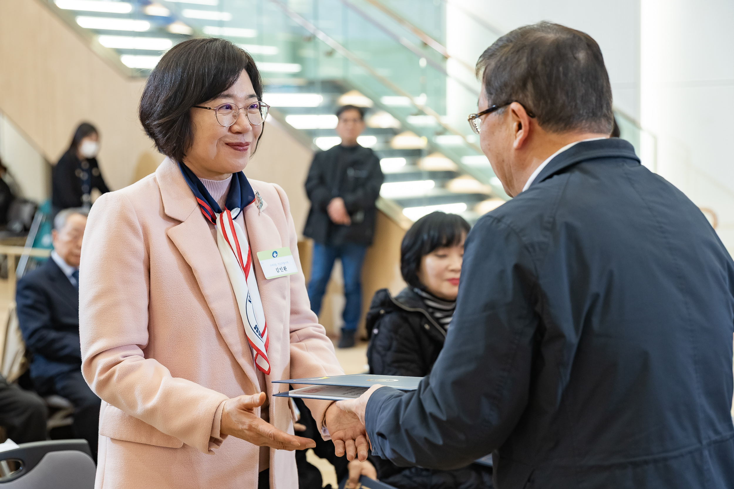 20251218-2025년 12월 정기 구민표창 수여식 20251218-39006_L_154328.jpg