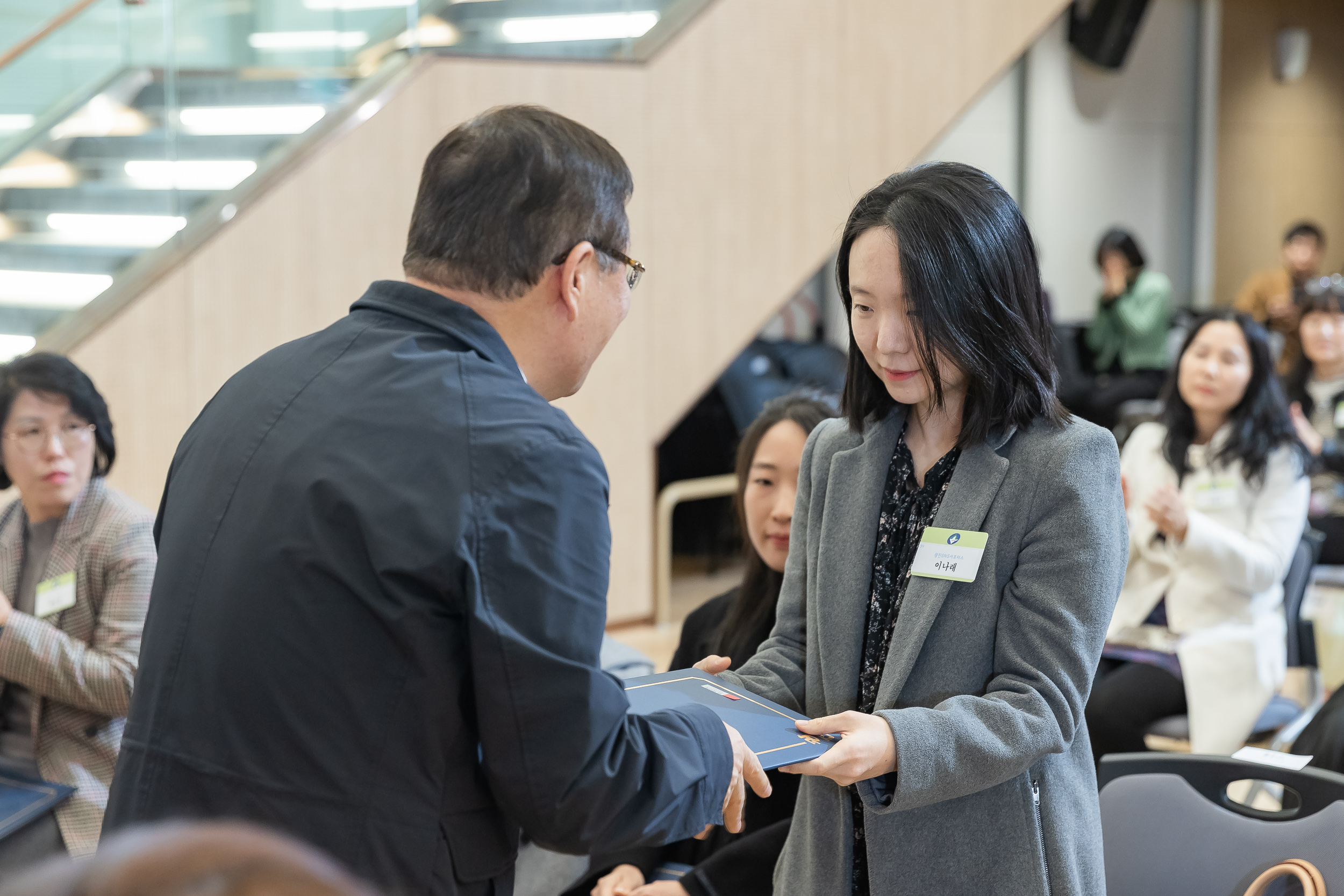 20251218-2025년 12월 정기 구민표창 수여식 20251218-39178_L_154329.jpg