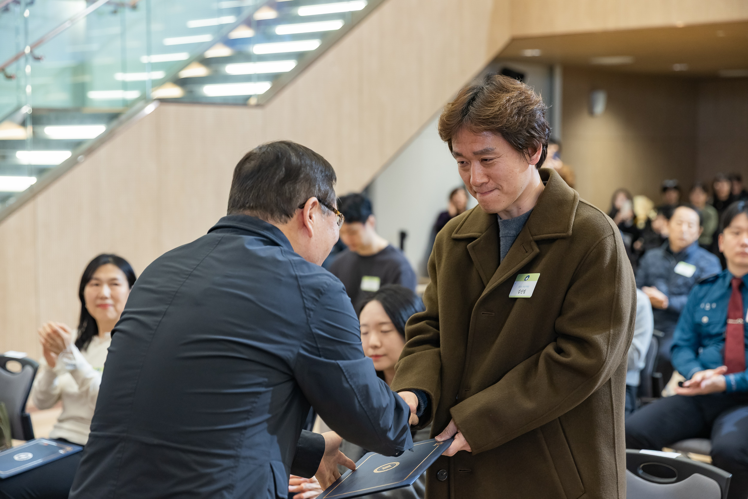 20251218-2025년 12월 정기 구민표창 수여식 20251218-39192_L_154329.jpg