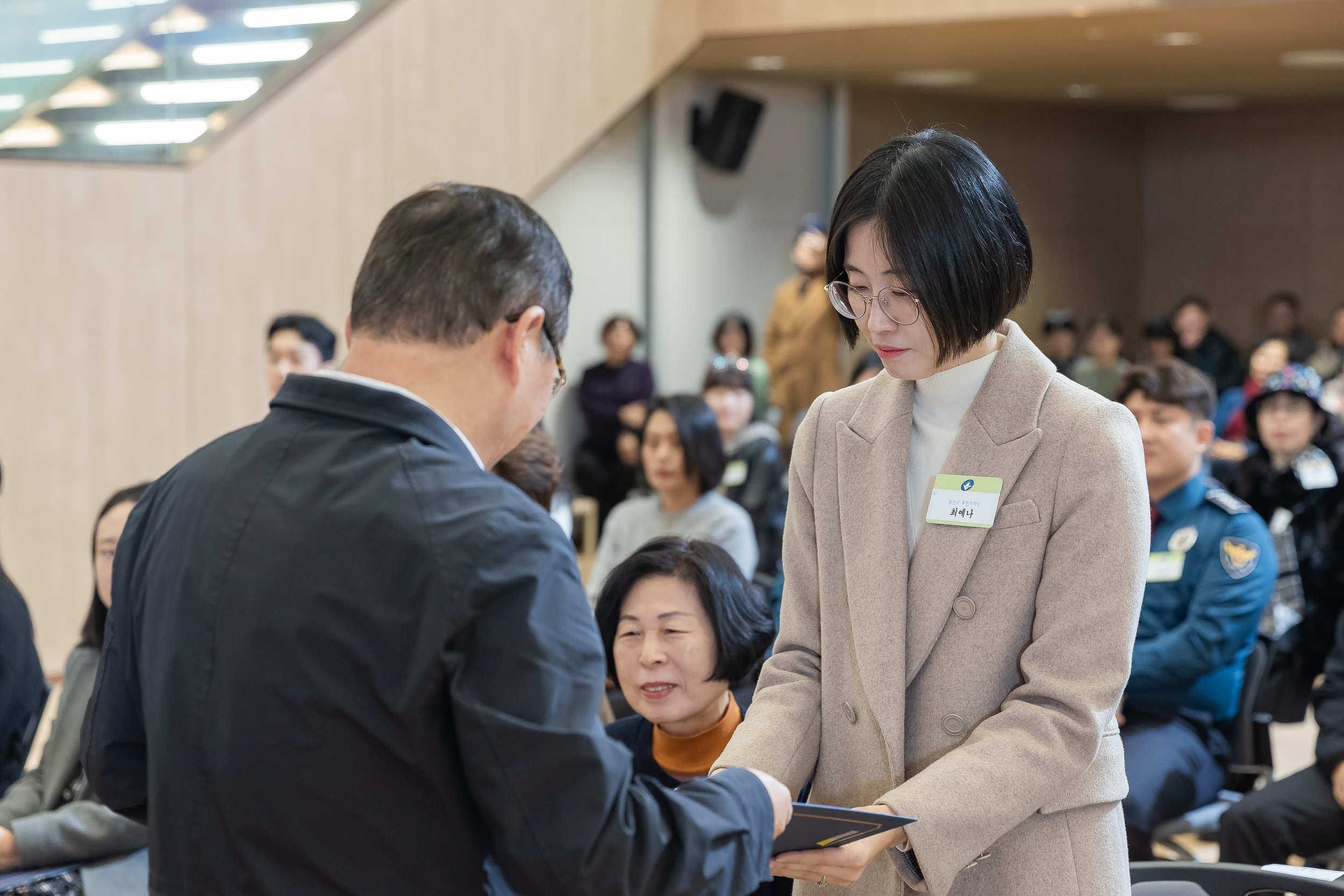 20251218-2025년 12월 정기 구민표창 수여식 20251218-39205_L_154330.jpg