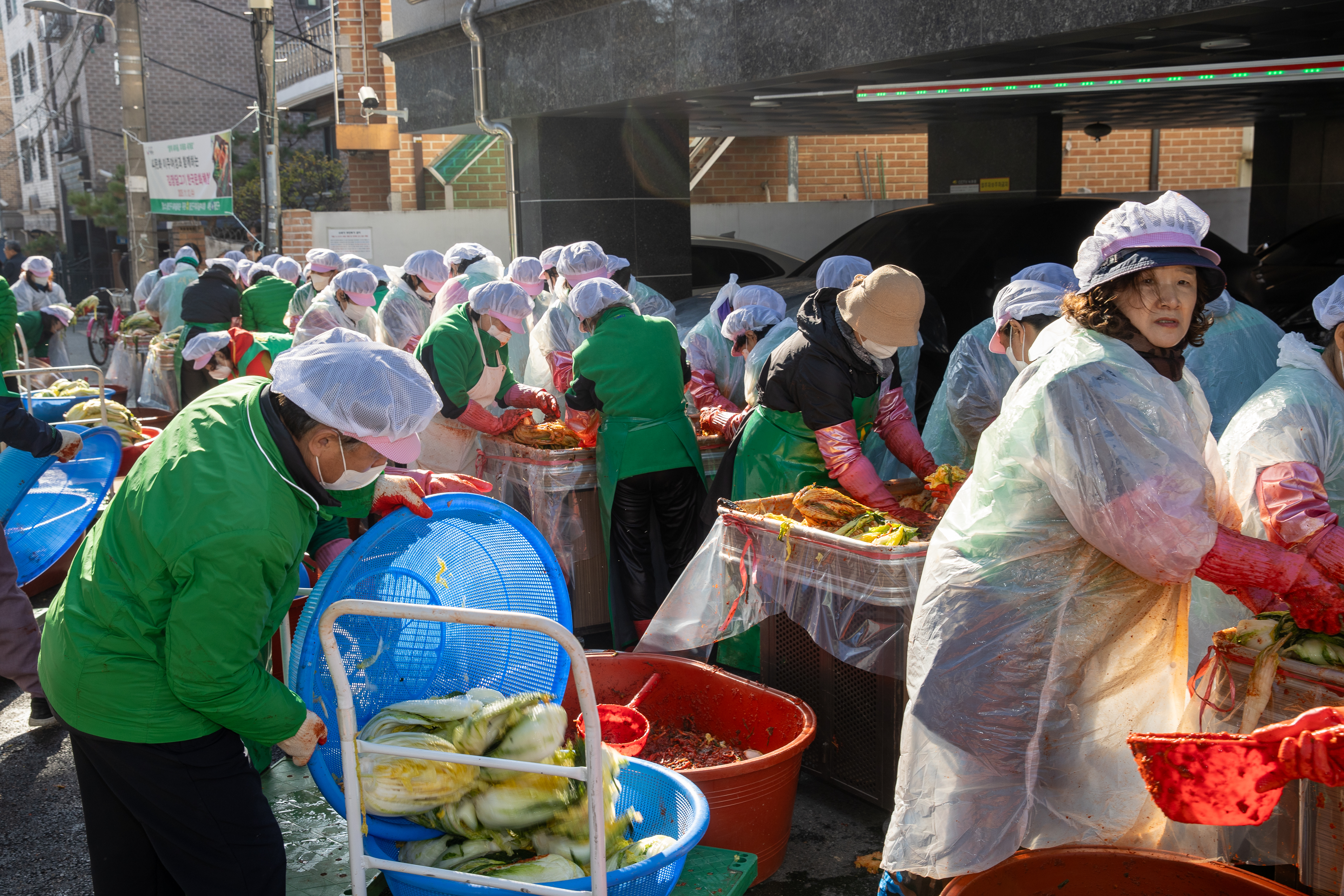 20251112-새마을부녀회 김장 나눔행사 20251112-3473_M1_121701.jpg