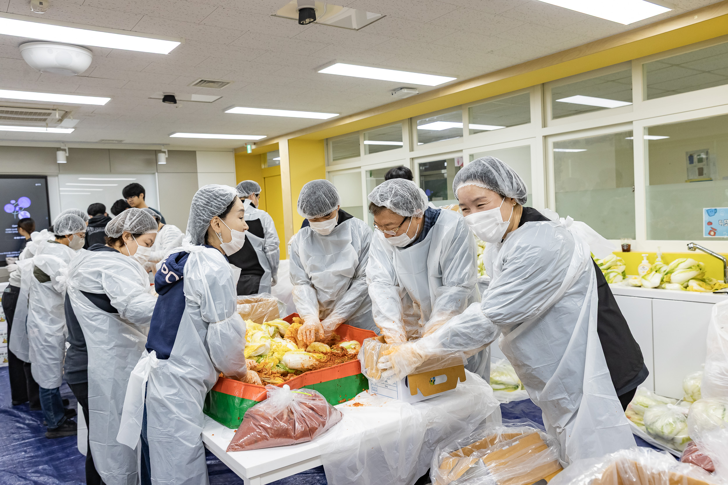 20251129-2025 사랑의 김장 나눔 행사 20251129-18844_L_130447.jpg