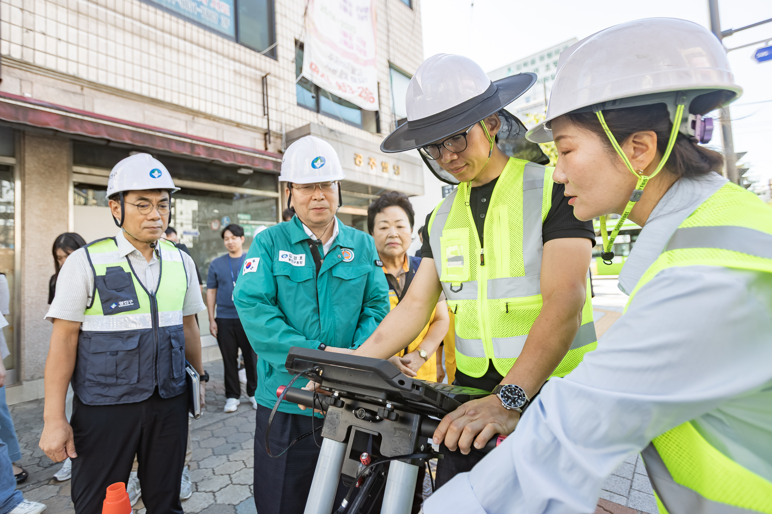 20250911-공동조사 용역(GPR)탐사 현장 시연 20250911-22252_G_131526.jpg