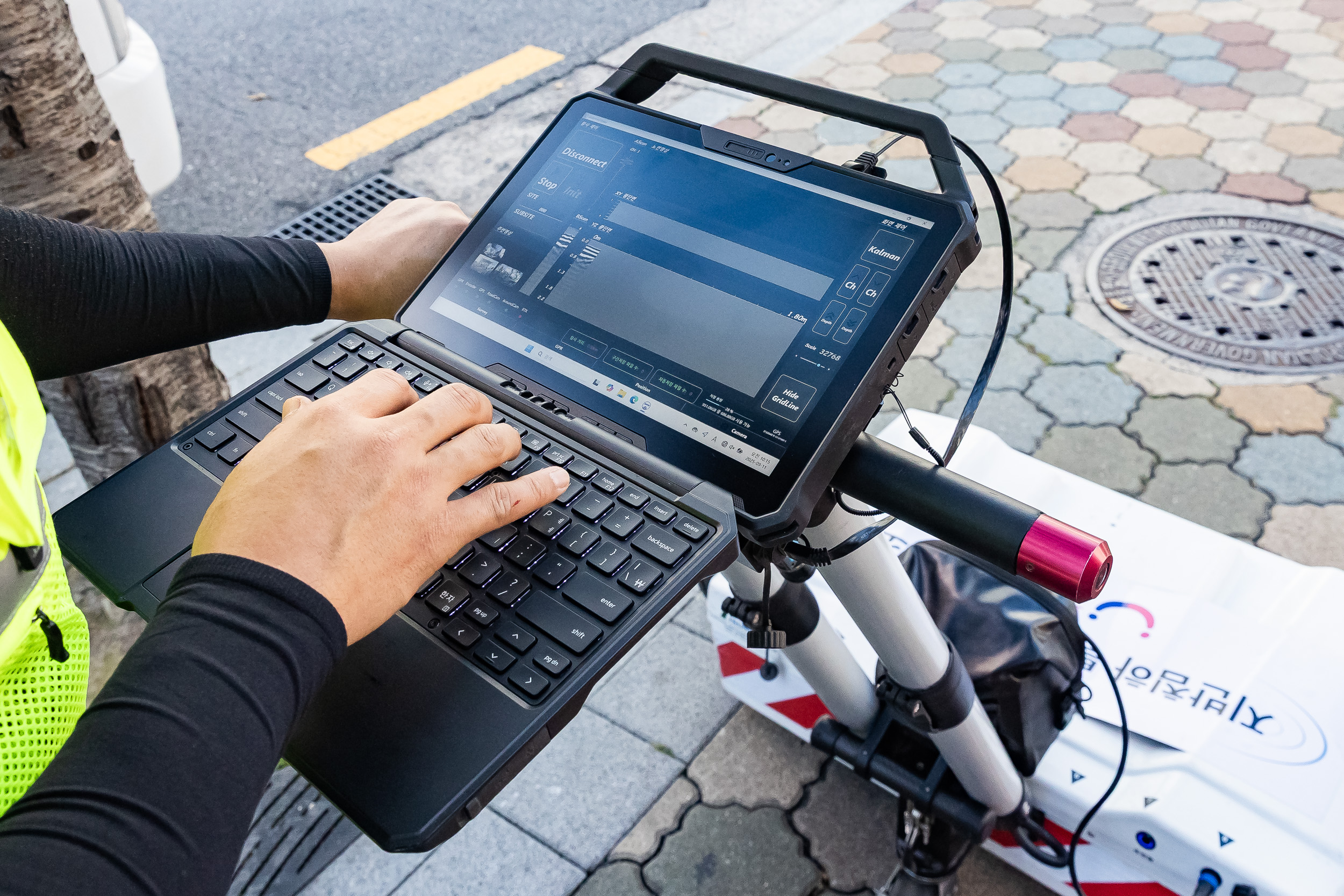 20250911-공동조사 용역(GPR)탐사 현장 시연 20250911-22087_G_131525.jpg