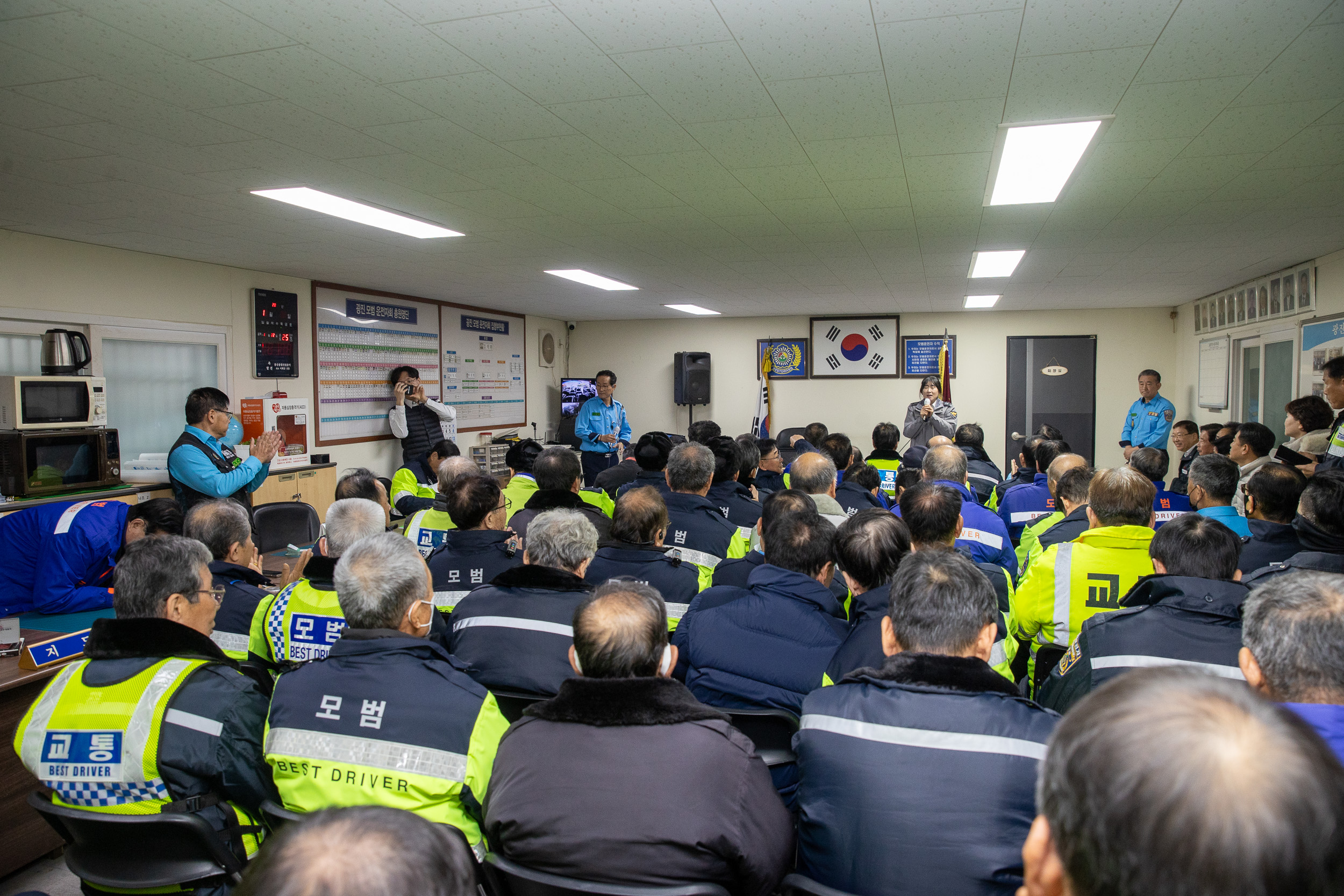 20251211-광진경찰서 모범운전자 검열점호 20251211-32942_L_191540.jpg