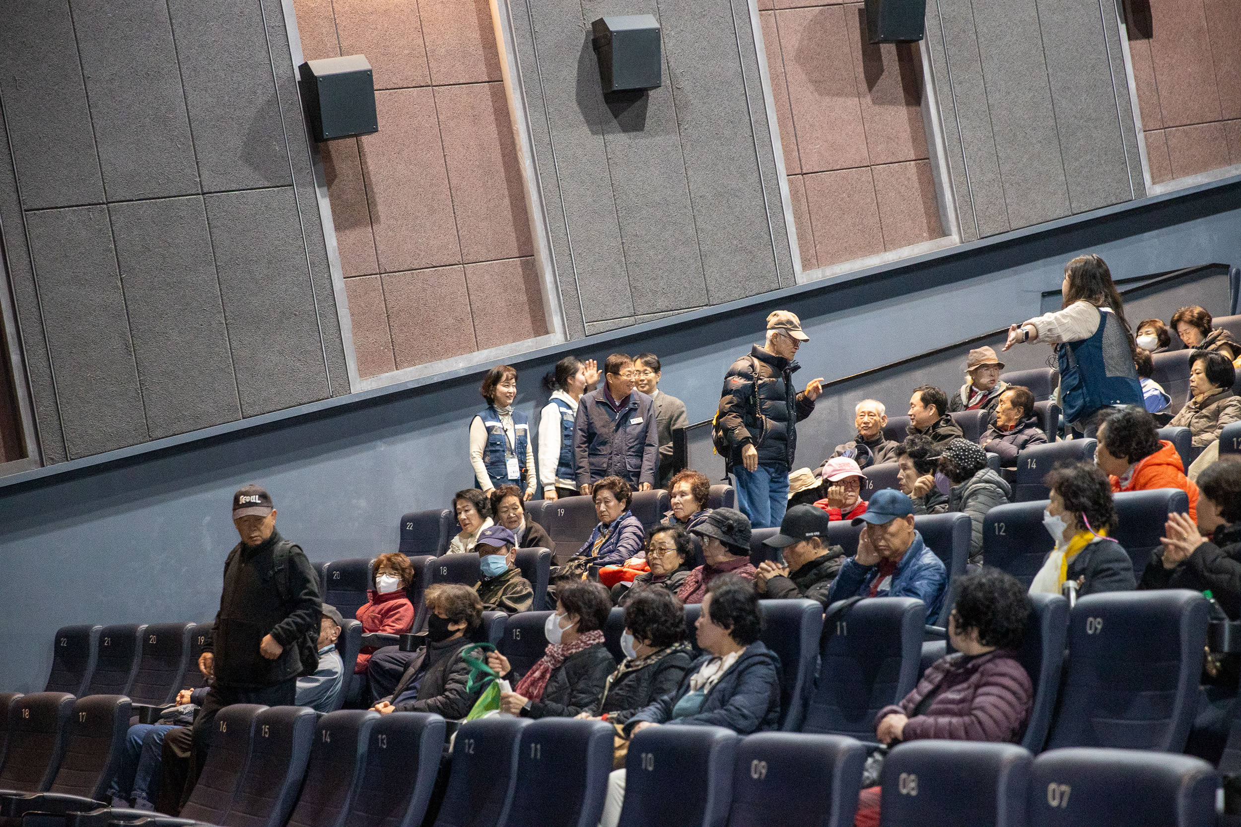 20251111-2025 광진시니어클럽 참여자 문화활동 20251111-2601_L_202255.jpg