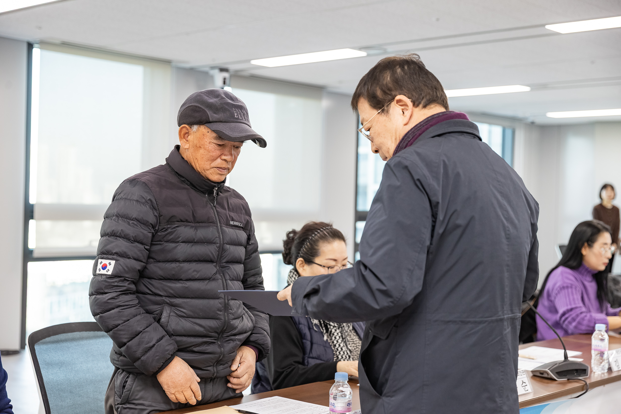 20260106-제5기 안전보안관 신규 위촉식 20260106-60462_L_204234.jpg