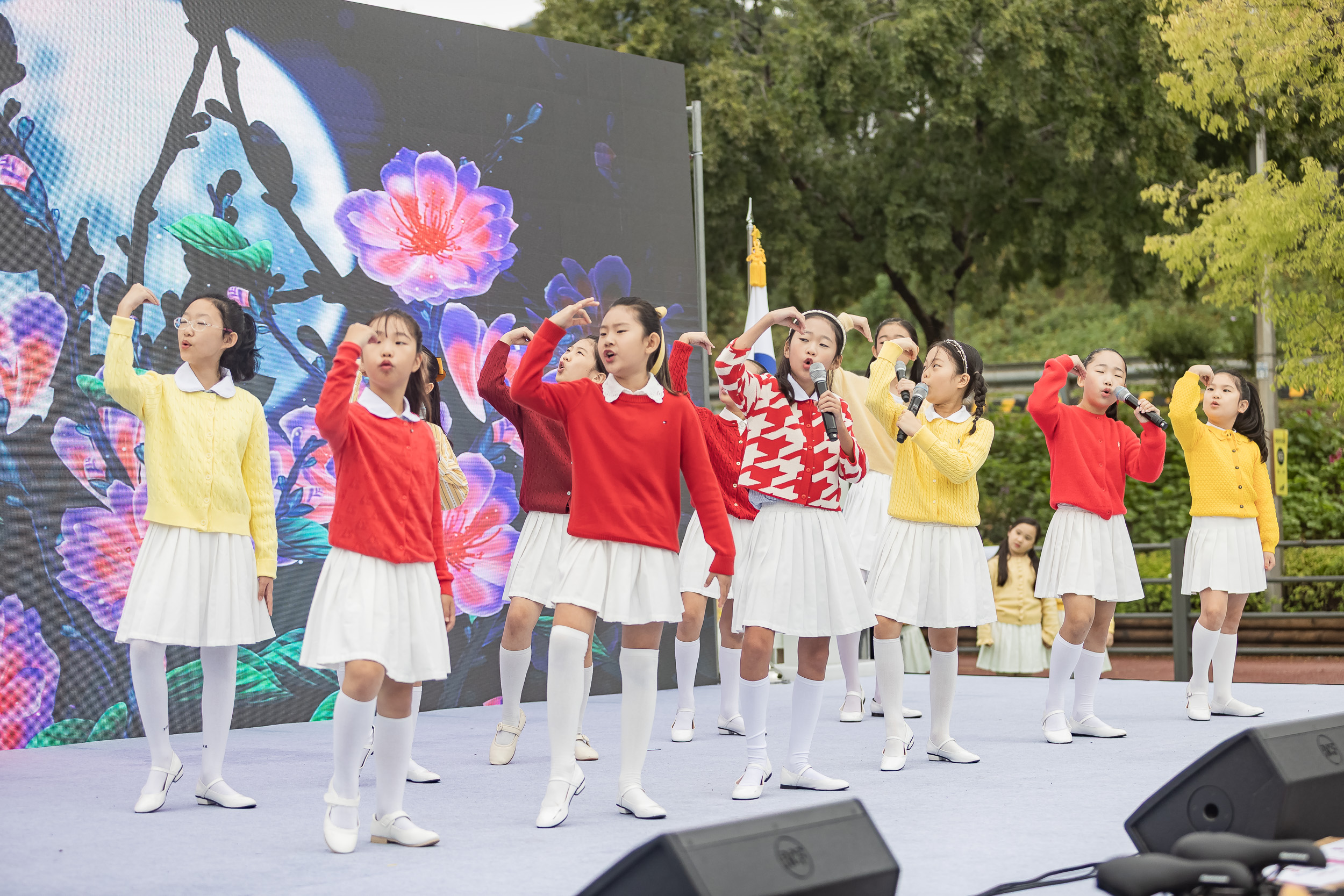 20251018-제11회 간뎃골 축제 -꿈을 잇다, 중곡을 잇다 20251018-59793_L_203236.jpg