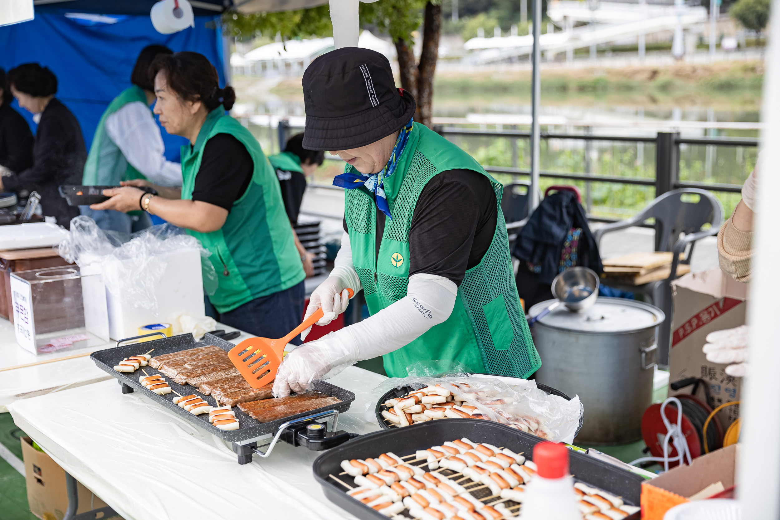 20251018-제11회 간뎃골 축제 -꿈을 잇다, 중곡을 잇다 20251018-60254_L_203239.jpg