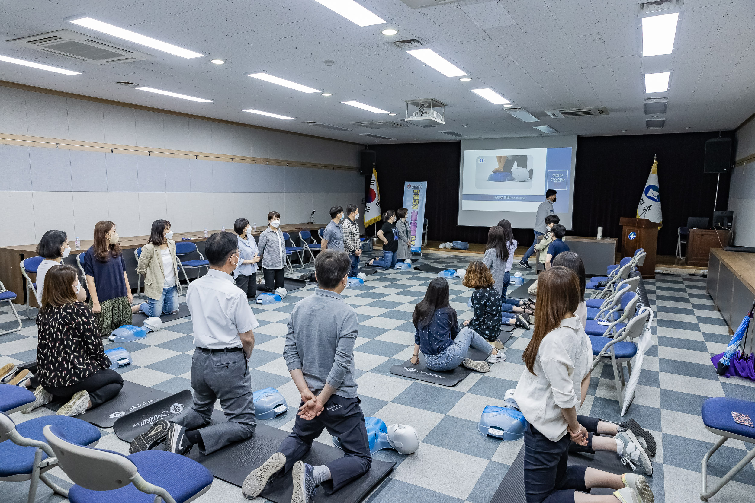 20220615-2022 직원대상 심폐소생술 교육 20220615_5517_G_171744.jpg