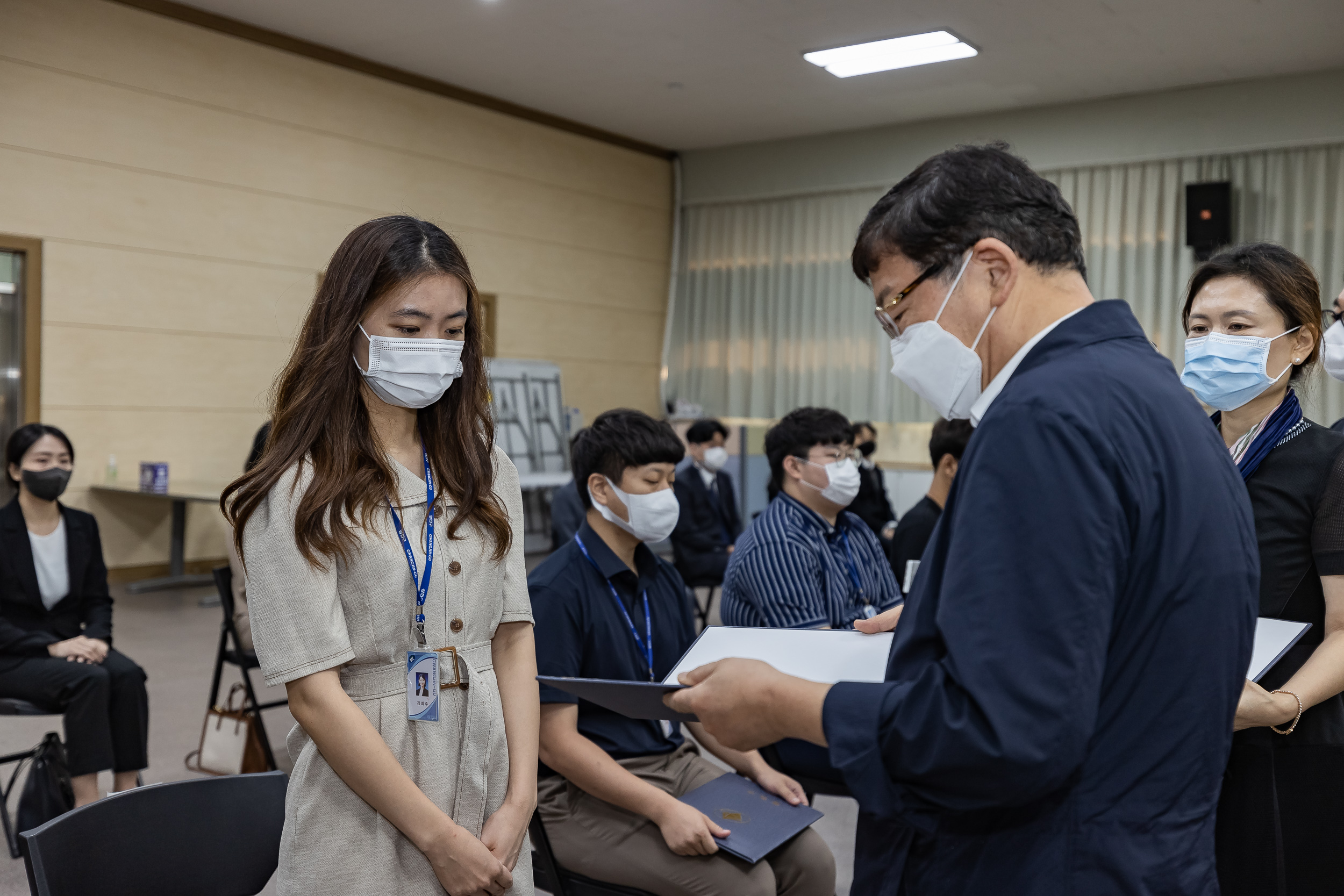 20220826-2022년 하반기 기술직 정기인사 임명장 수여식 220826-0393_G_122941.jpg