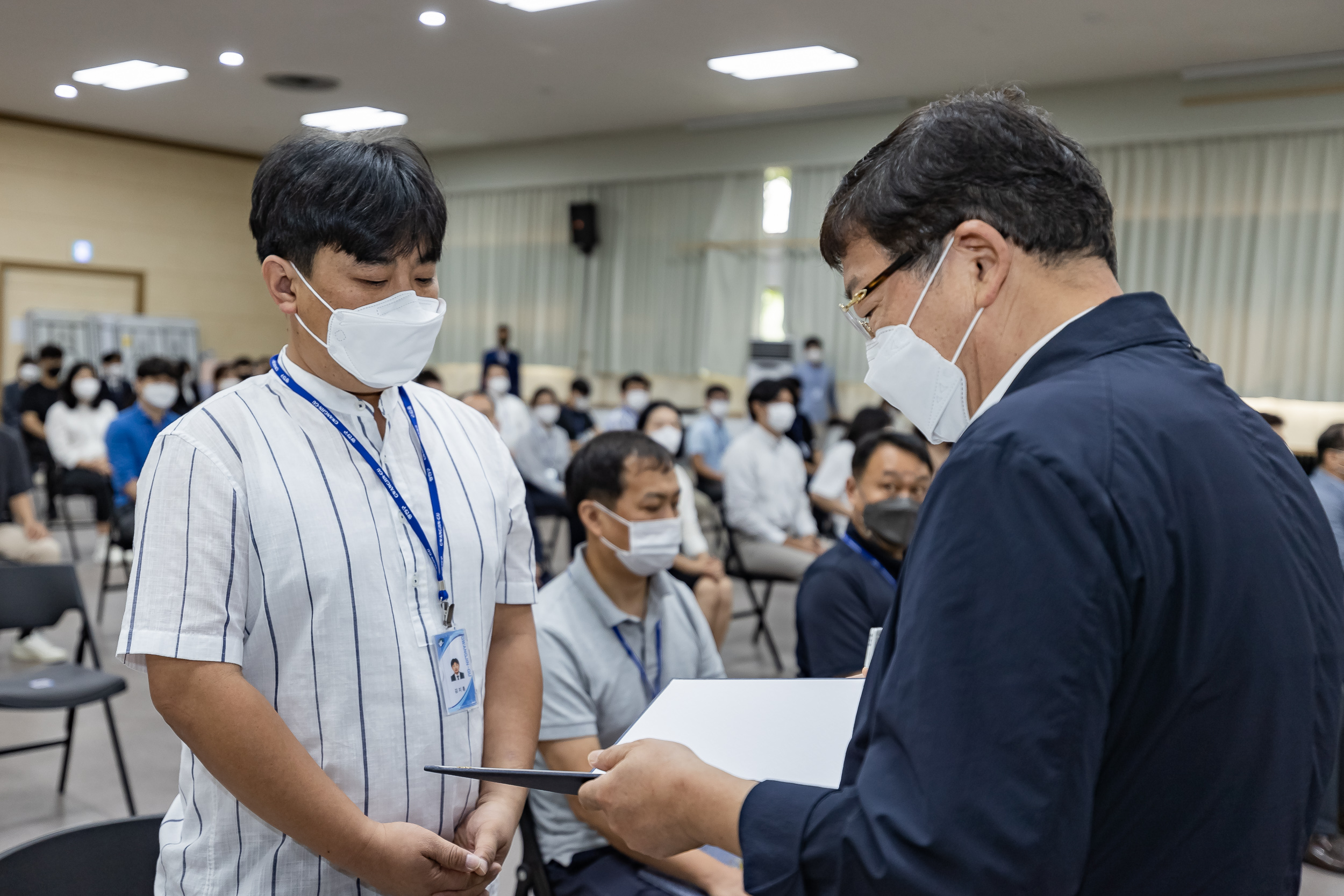 20220826-2022년 하반기 기술직 정기인사 임명장 수여식 220826-0134_G_122931.jpg