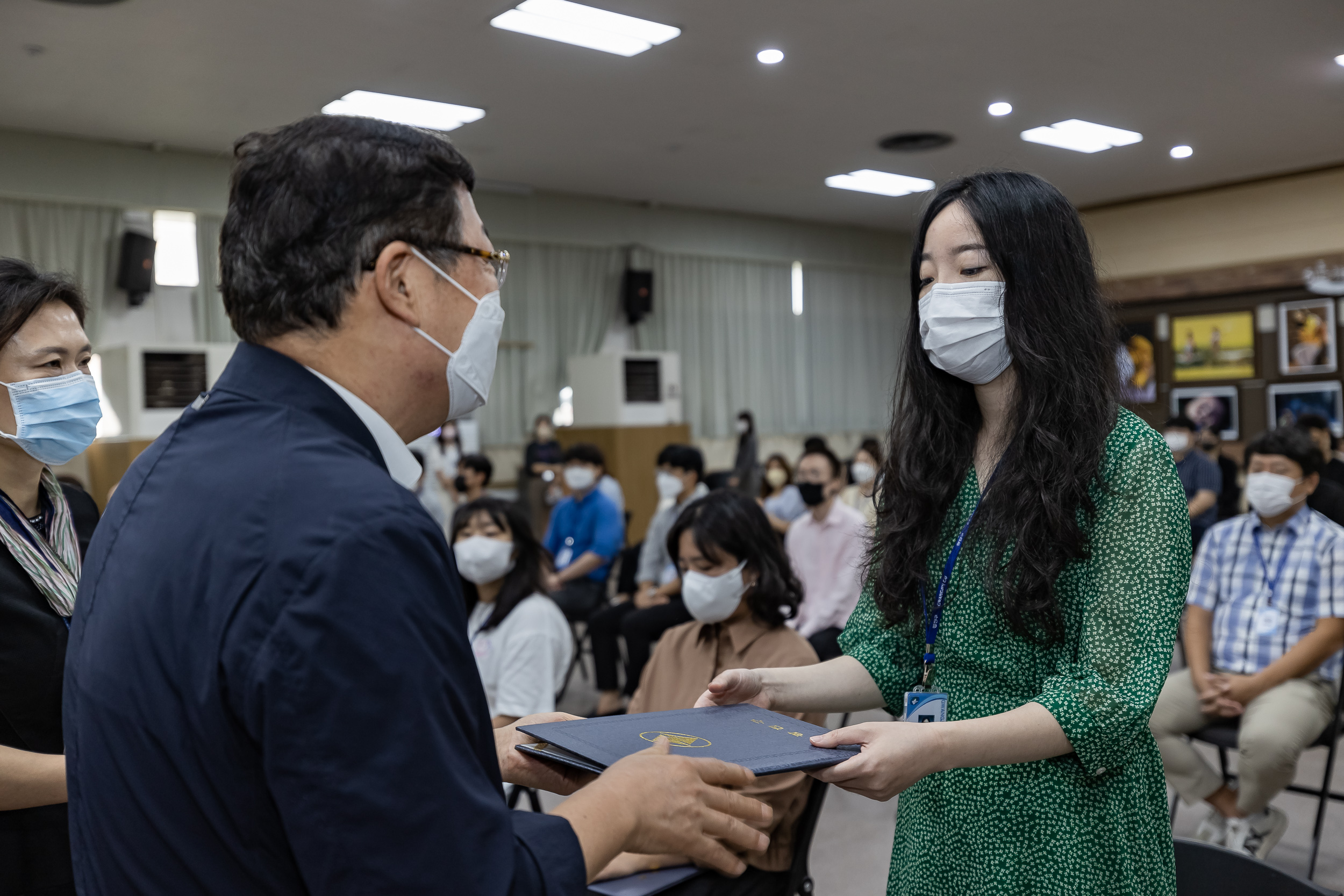 20220826-2022년 하반기 기술직 정기인사 임명장 수여식 220826-0192_G_122934.jpg