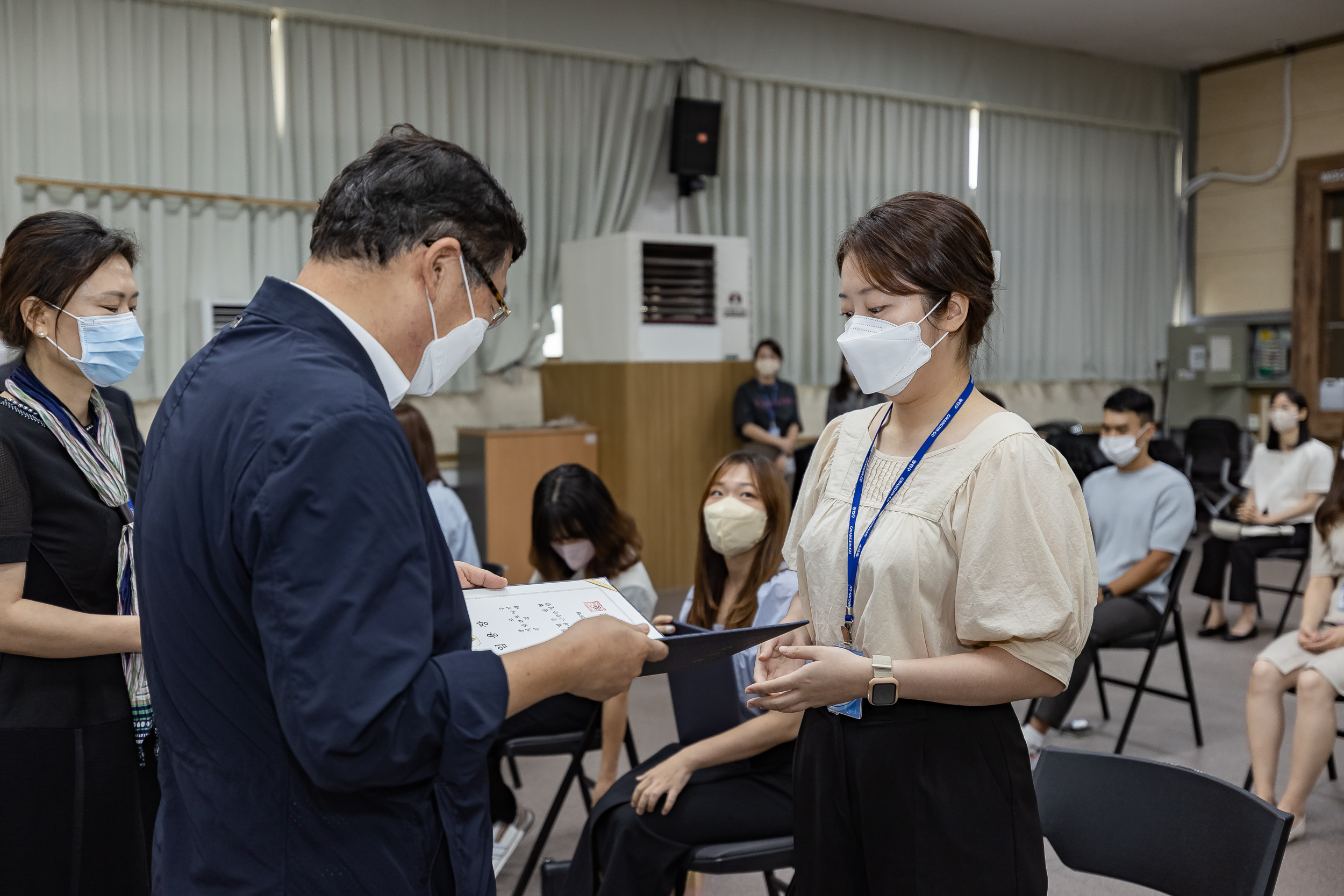 20220826-2022년 하반기 기술직 정기인사 임명장 수여식 220826-0294_G_122937.jpg