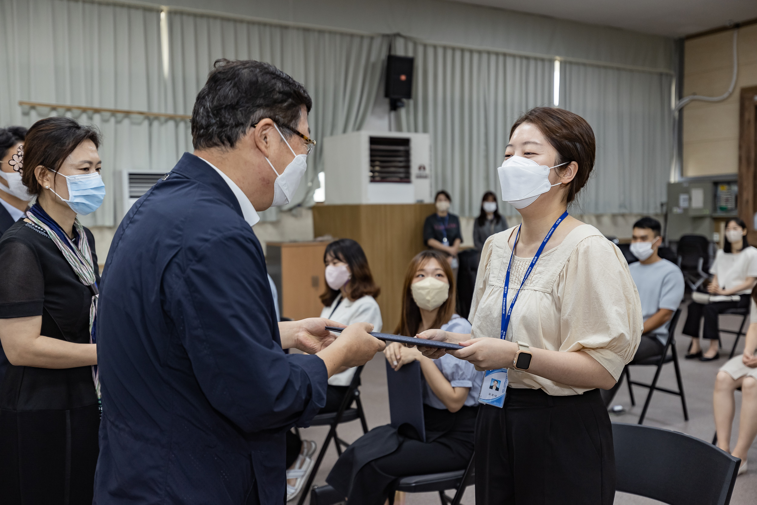 20220826-2022년 하반기 기술직 정기인사 임명장 수여식 220826-0301_G_122937.jpg