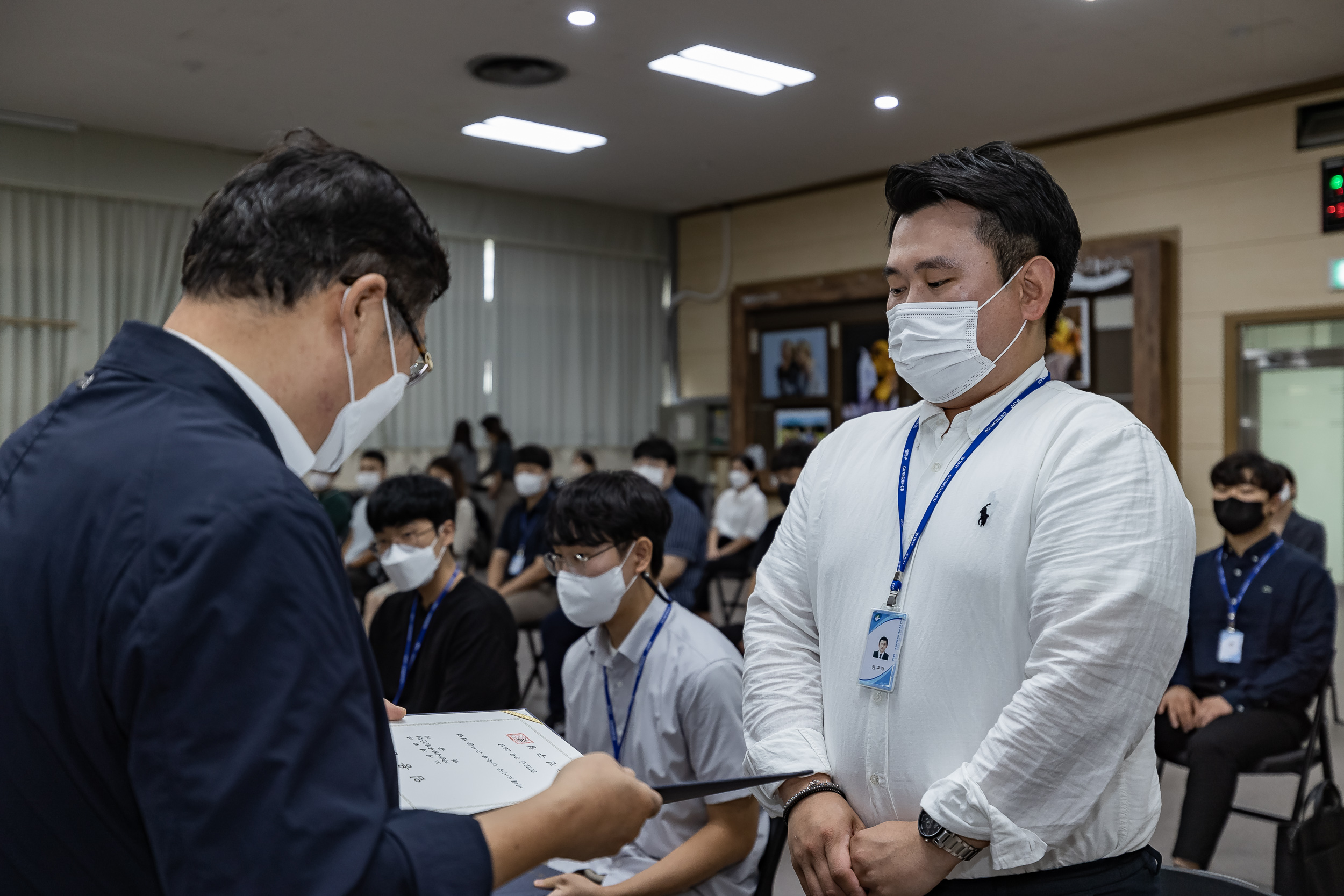 20220826-2022년 하반기 기술직 정기인사 임명장 수여식 220826-0334_G_122939.jpg