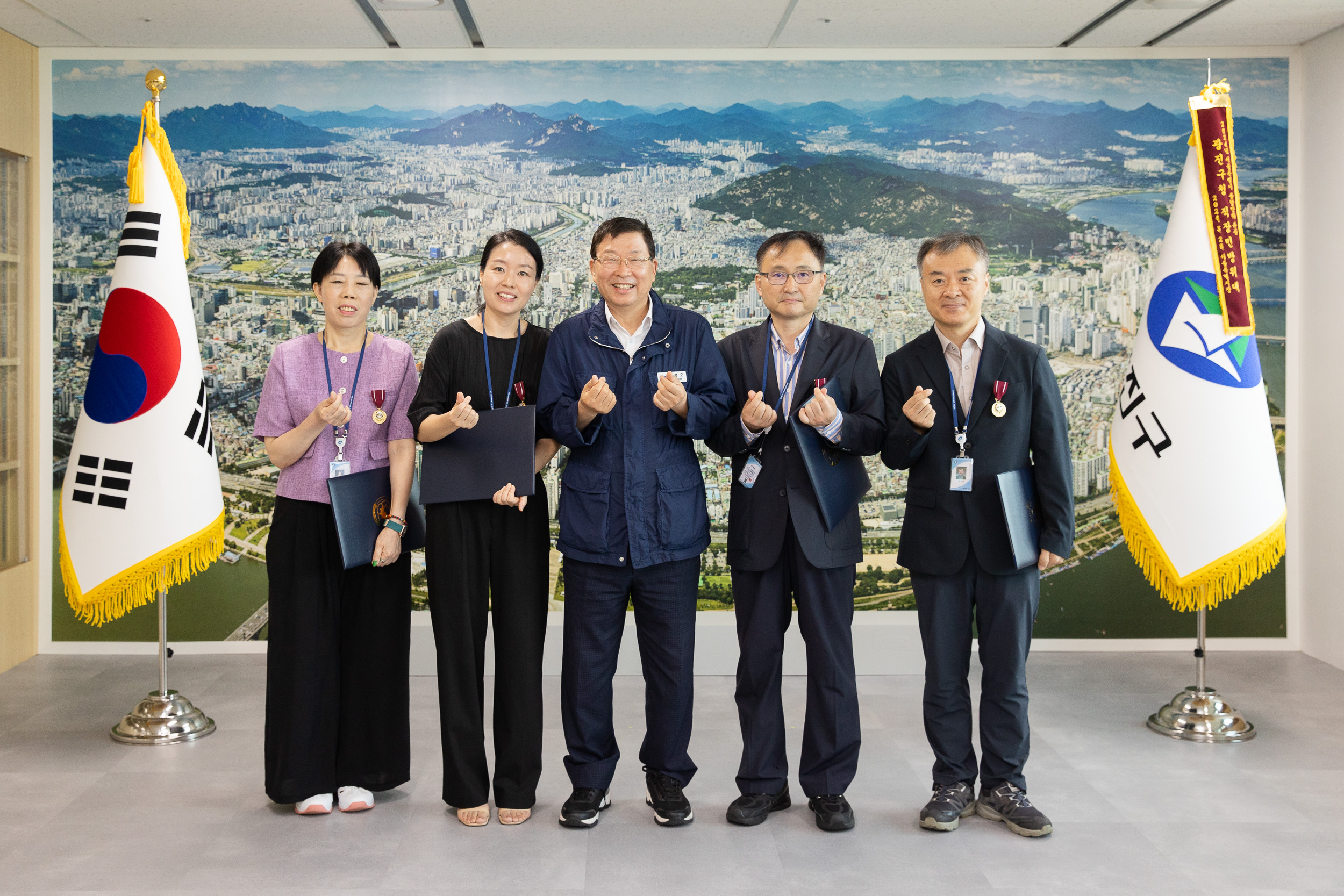 20250724-모범공무원 표창 수여식 20250724-16168_L_153053.jpg