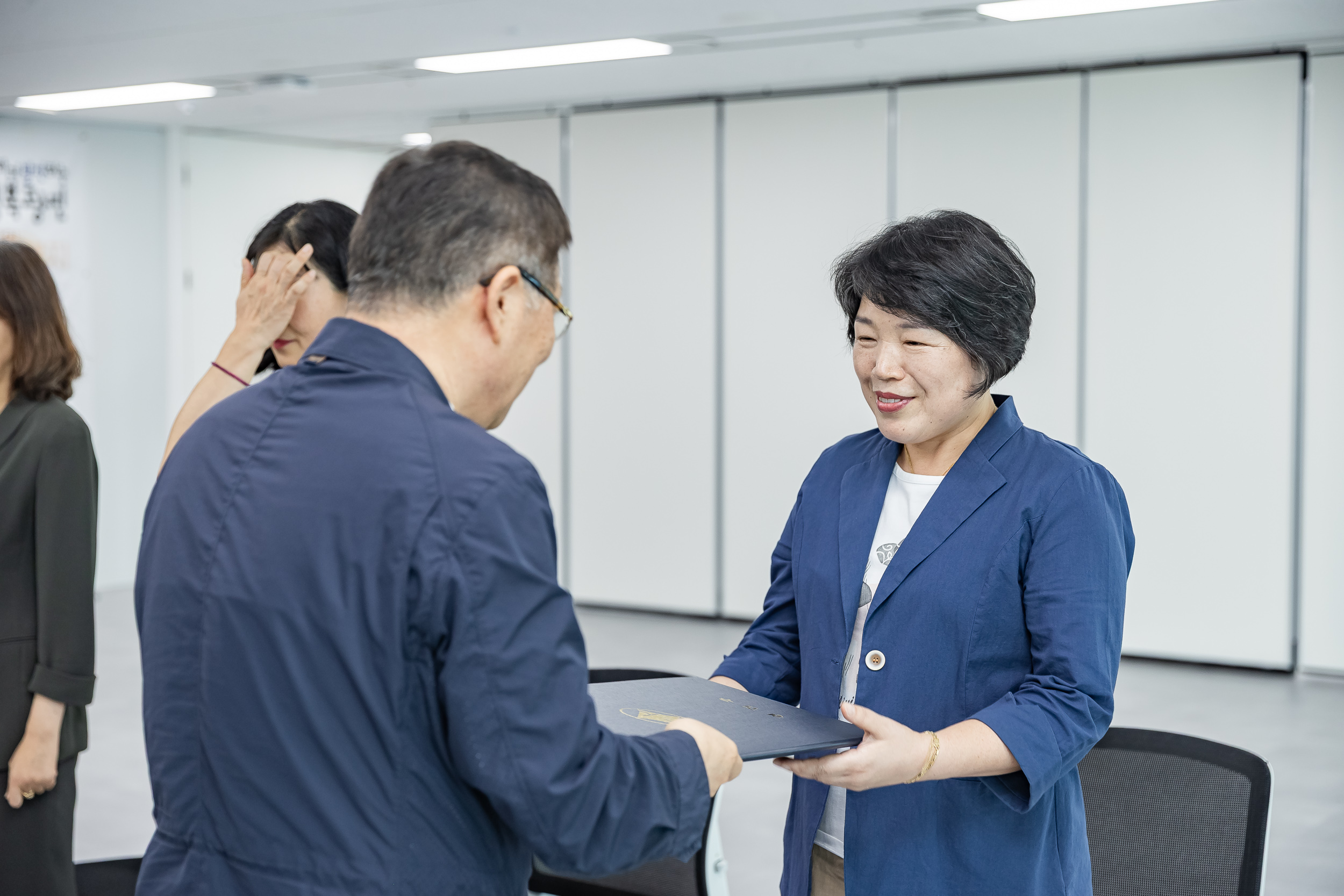 20250822-2025년 하반기 사무관 승진 발령장 수여식 20250822-8281_L_130439.jpg