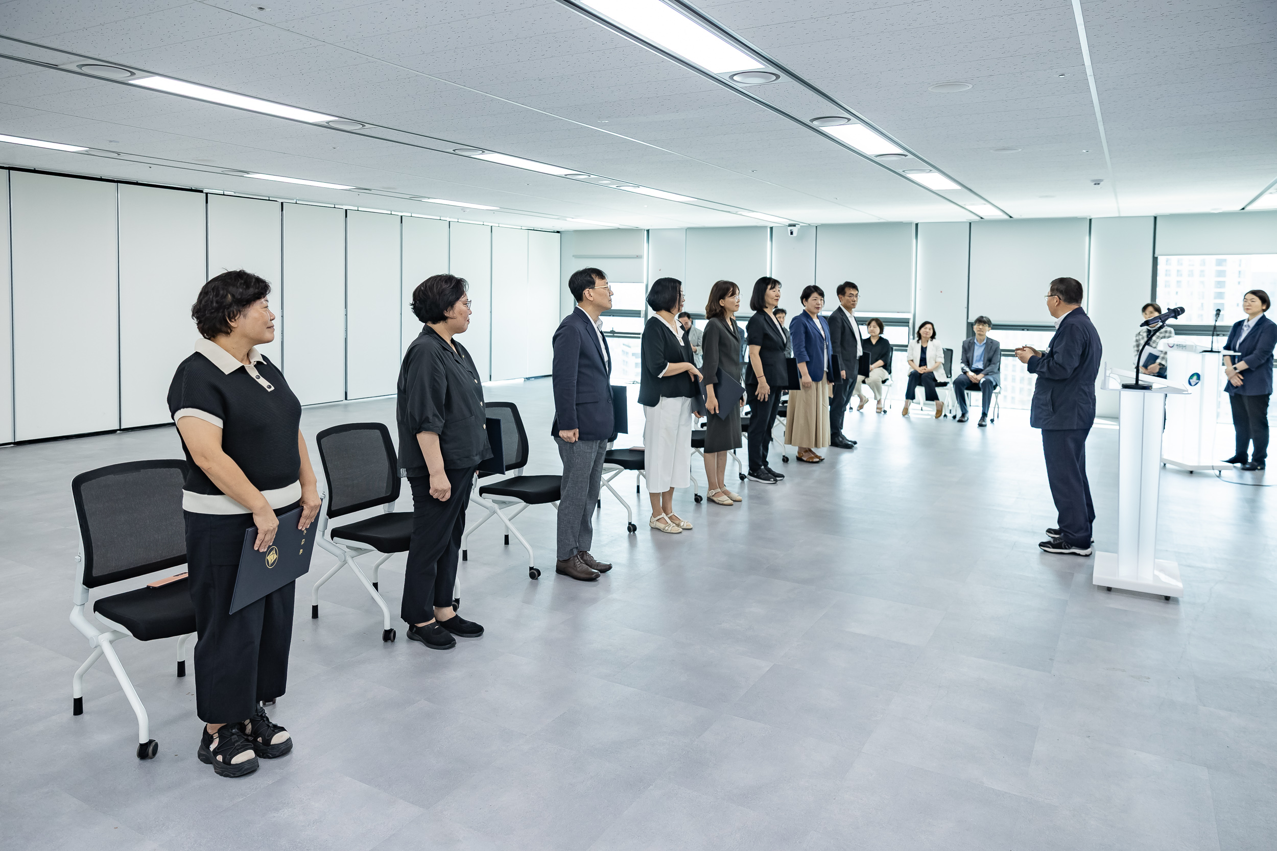 20250822-2025년 하반기 사무관 승진 발령장 수여식 20250822-8321_L_130440.jpg