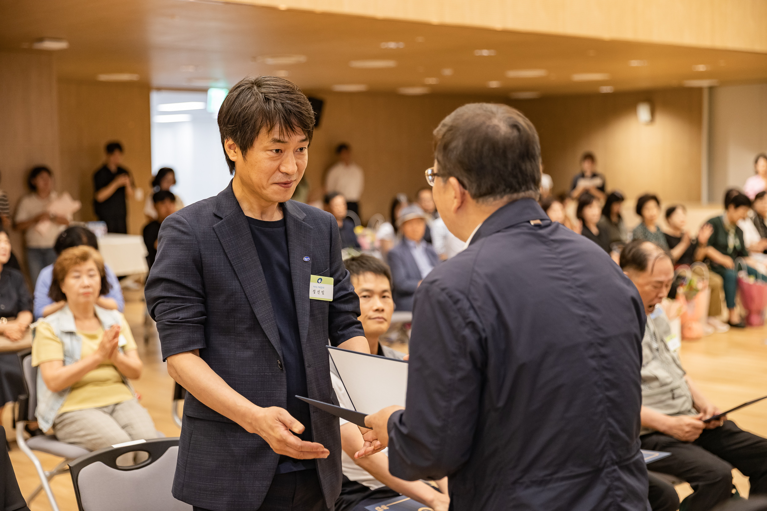 20250613-2025년 6월 정기 구민표창 수여식 20250613-107033_L_145833.jpg