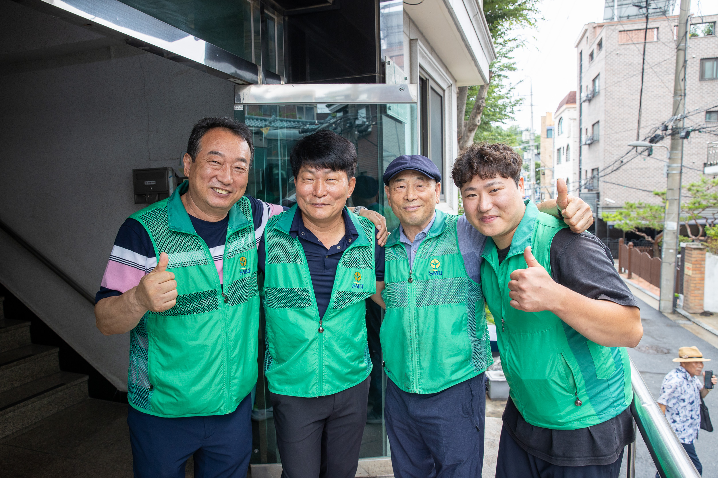 20250715-광진구새마을회 관내 어르신 사랑의 이용봉사 및 점심대접 20250715-5358_L_092944.jpg