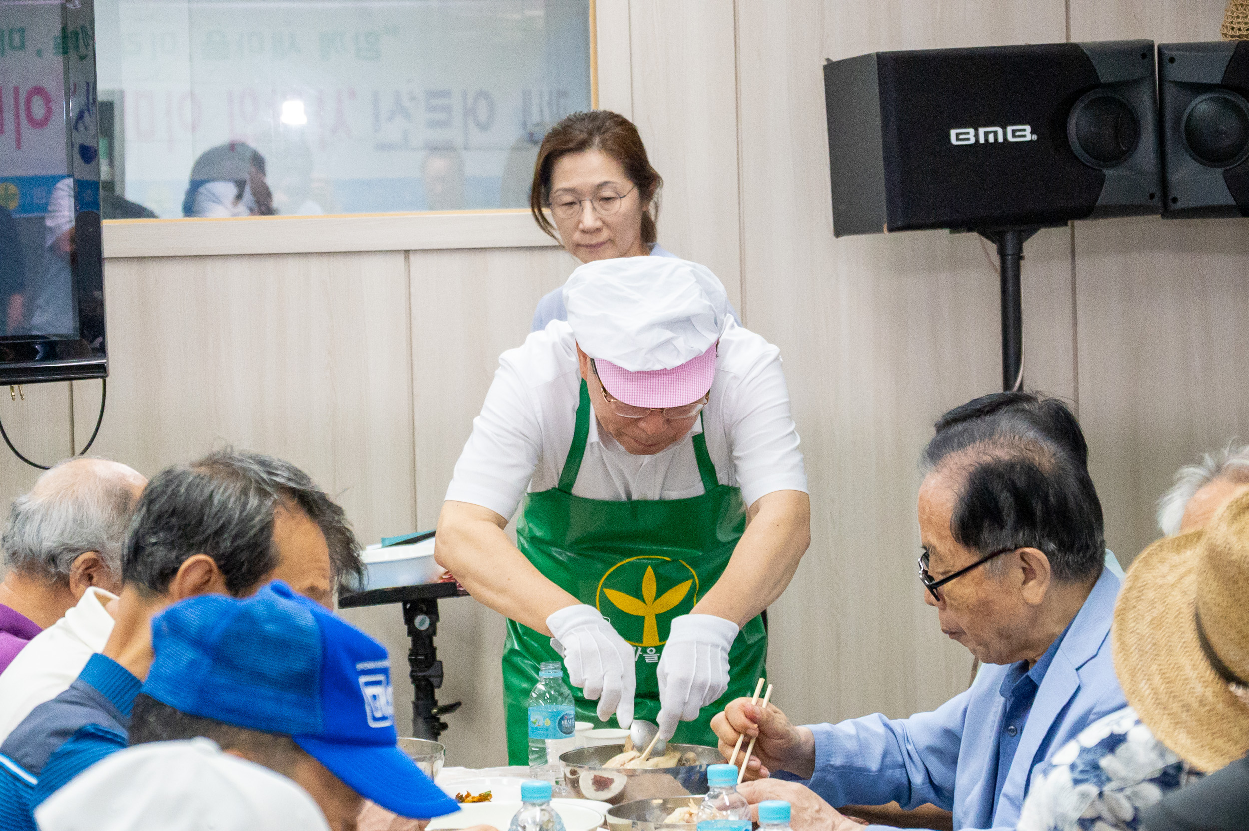 20250715-광진구새마을회 관내 어르신 사랑의 이용봉사 및 점심대접 20250715-5601_L_092944.jpg