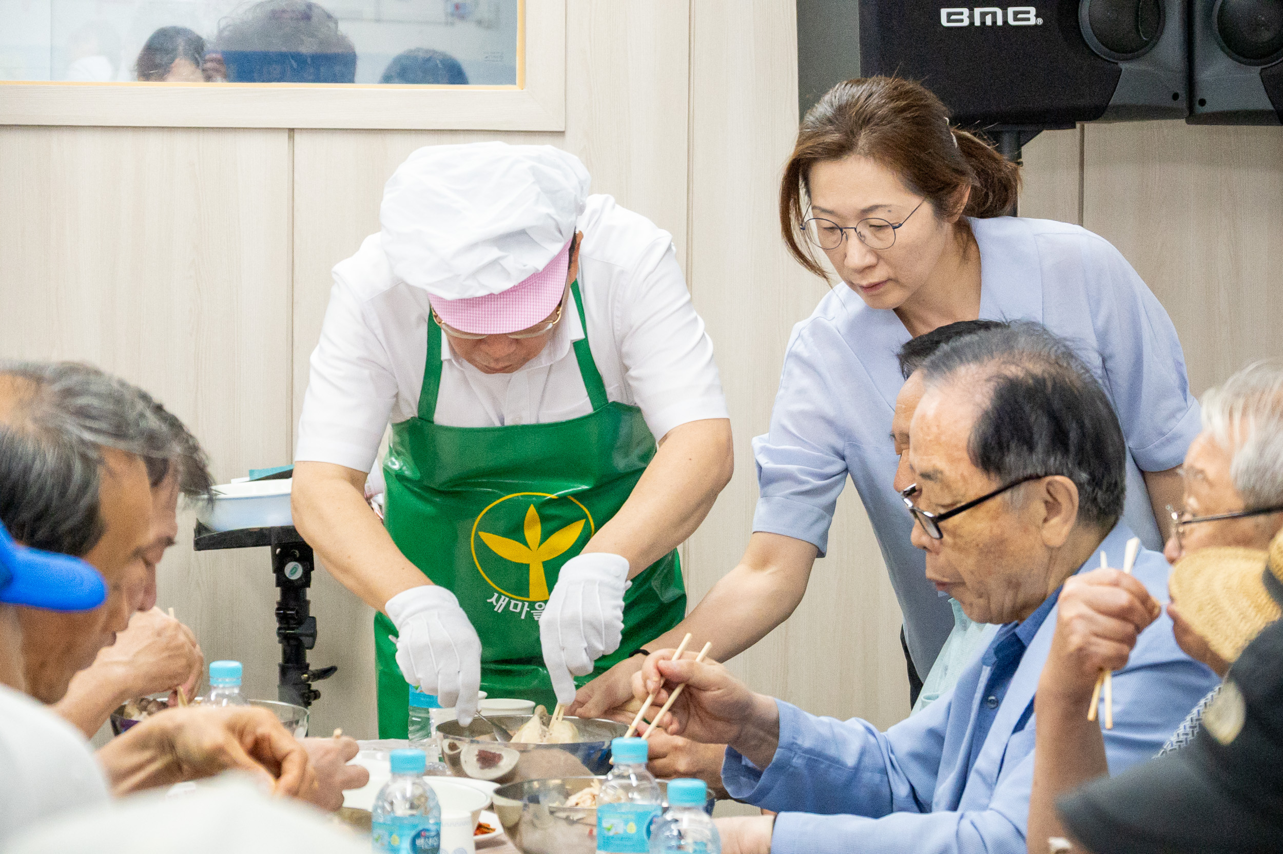 20250715-광진구새마을회 관내 어르신 사랑의 이용봉사 및 점심대접 20250715-5612_L_092944.jpg