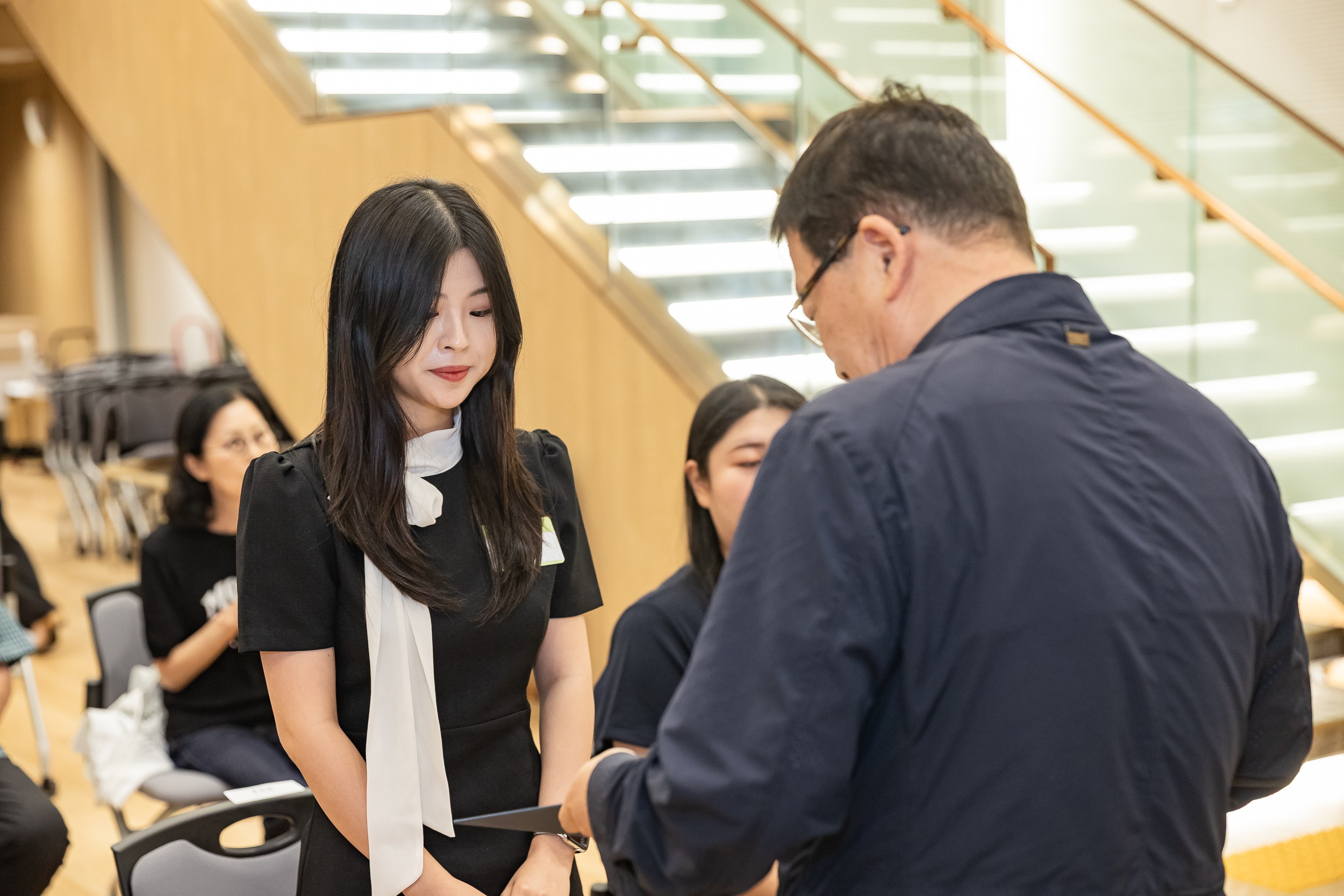 20250717-2025년 7월 정기 구민표창 수여식 20250717-085210_L_180109.jpg