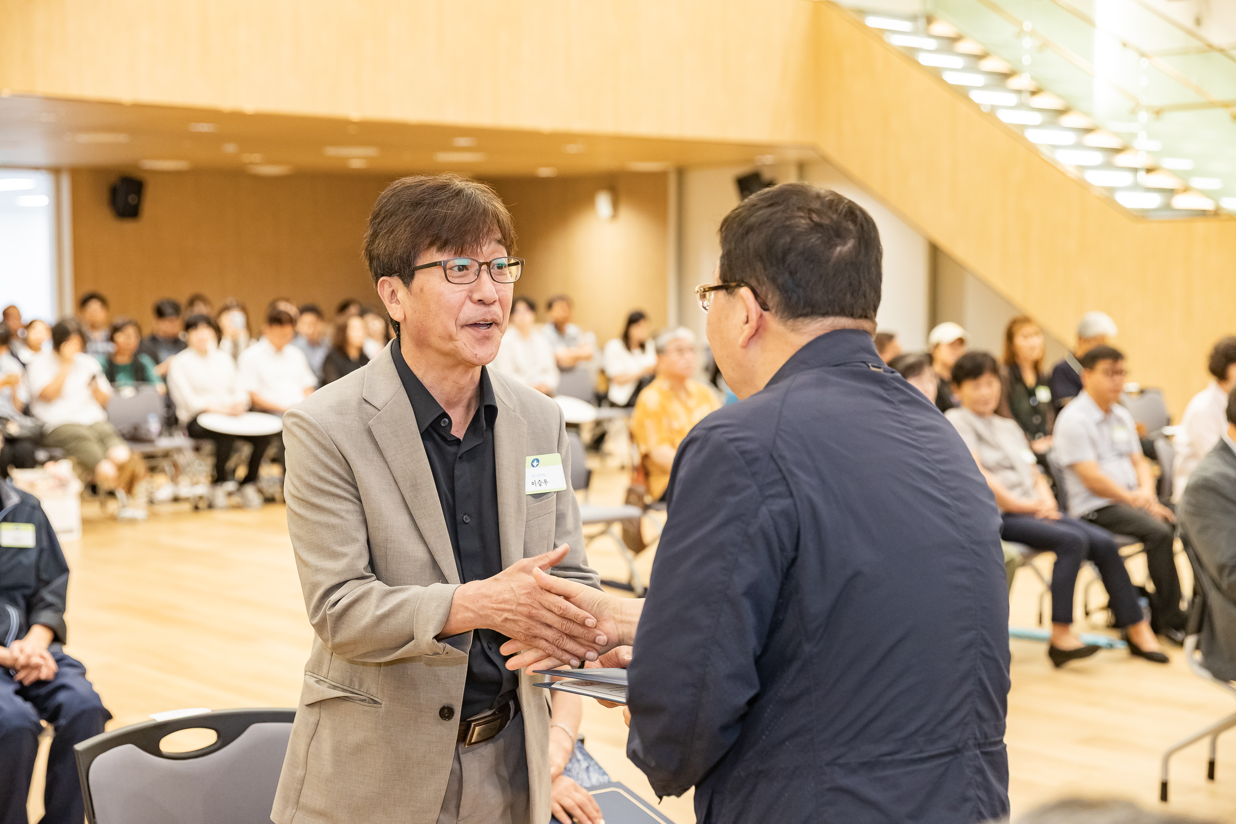 20250717-2025년 7월 정기 구민표창 수여식 20250717-085324_L_180109.jpg