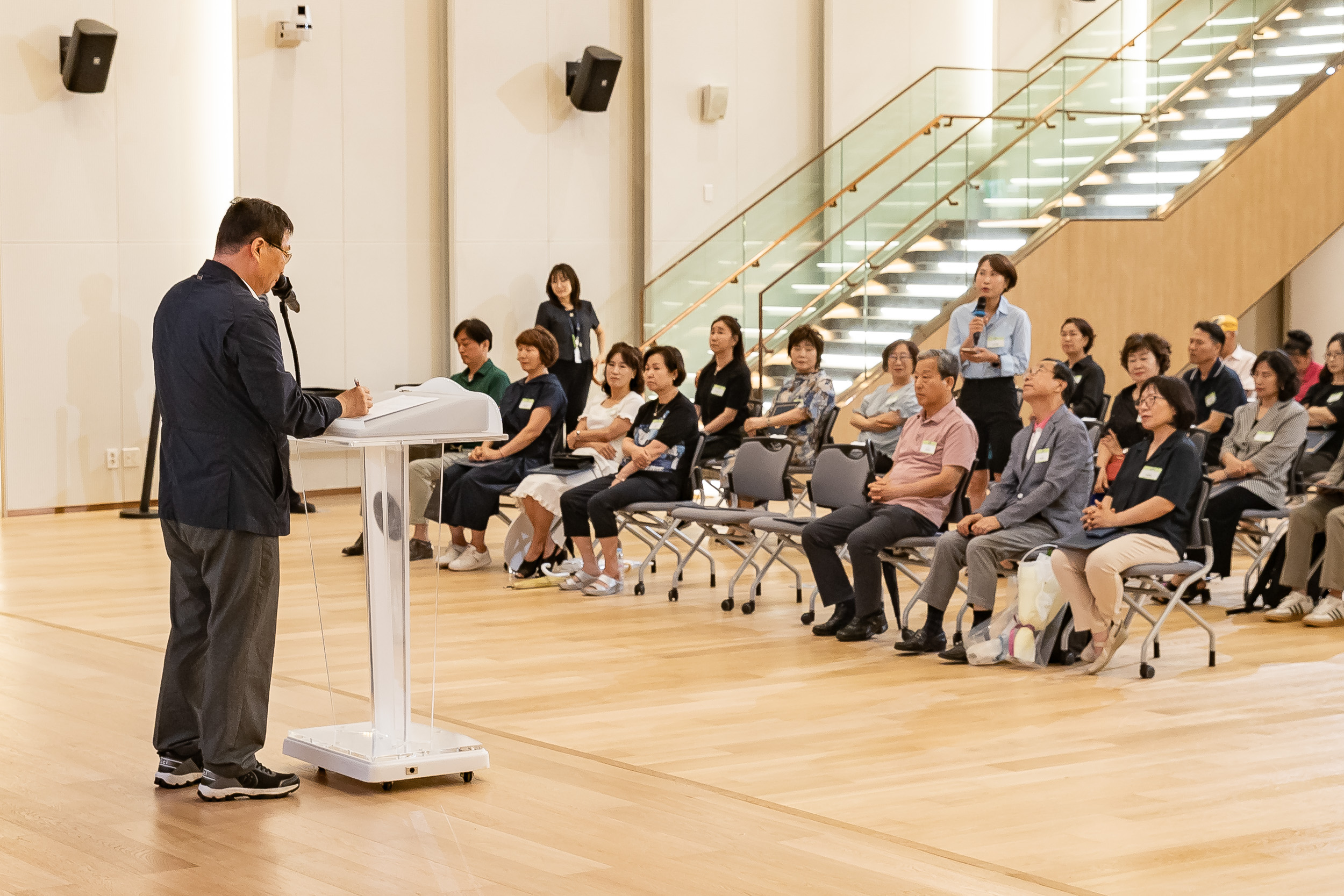 20250717-2025년 7월 정기 구민표창 수여식 20250717-085933_L_180112.jpg