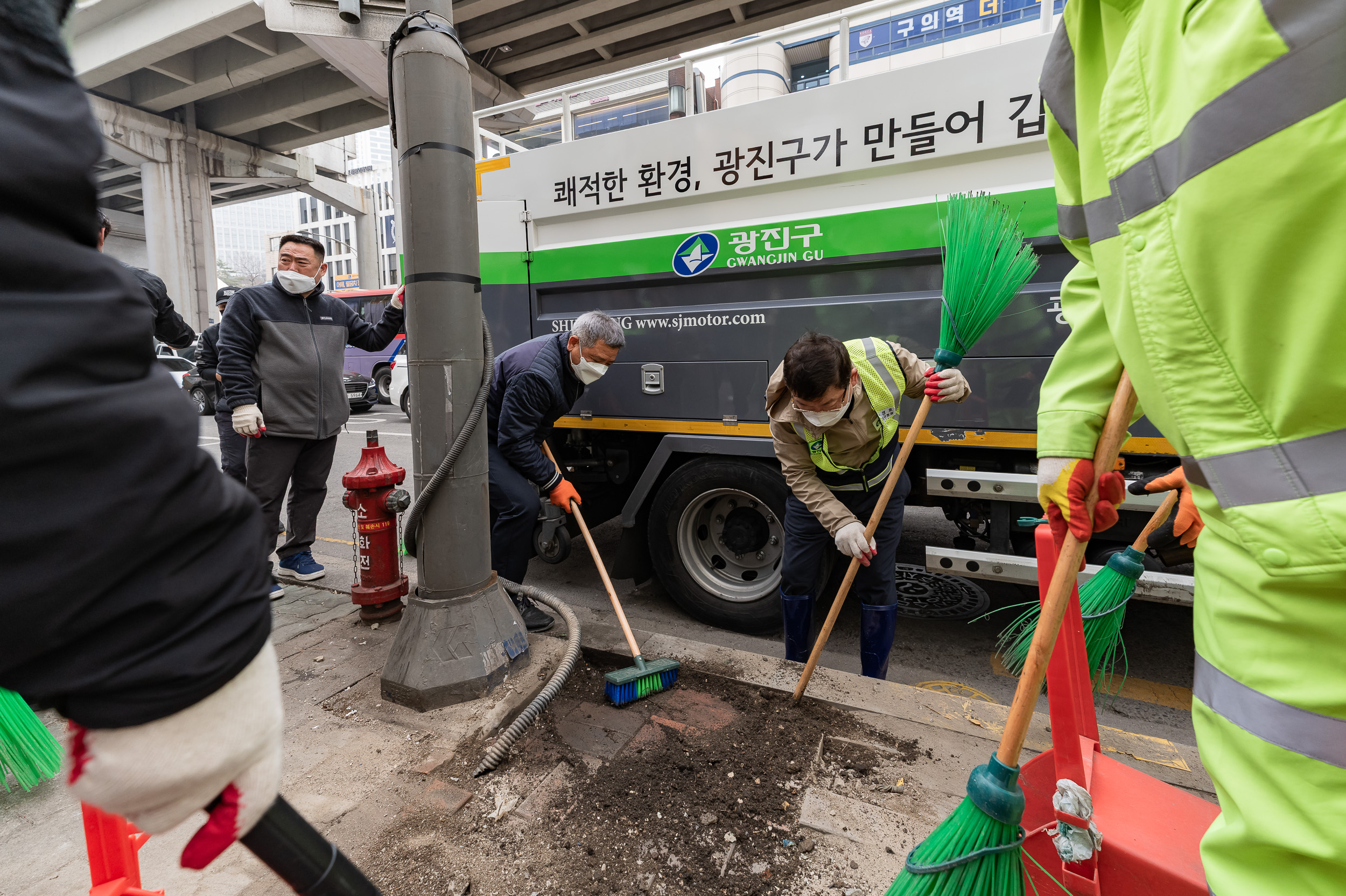 20250325-2025년 봄맞이 대청소의 날 20250325-33076_L_085459.jpg